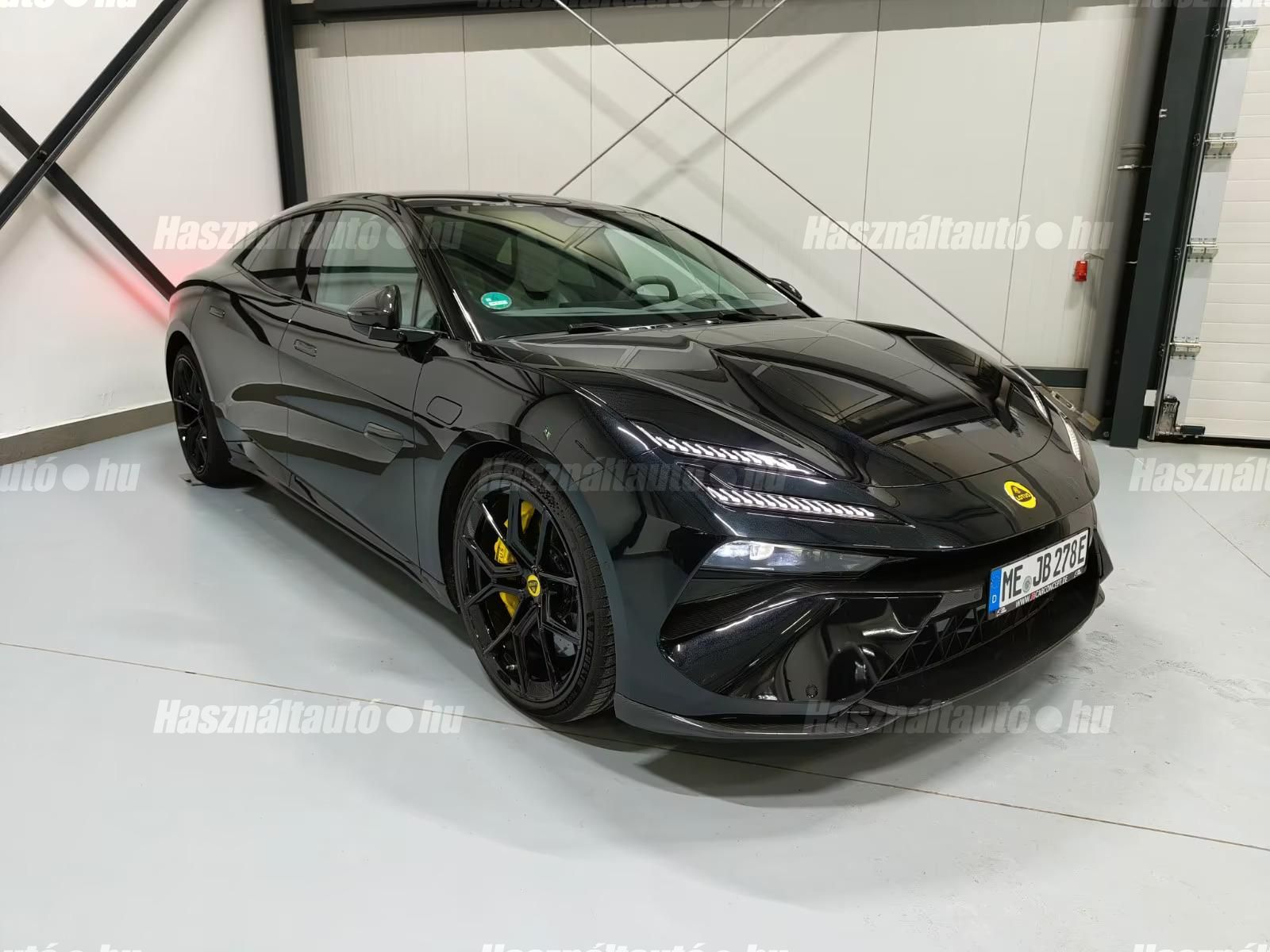 LOTUS EMEYA 2024 - 1