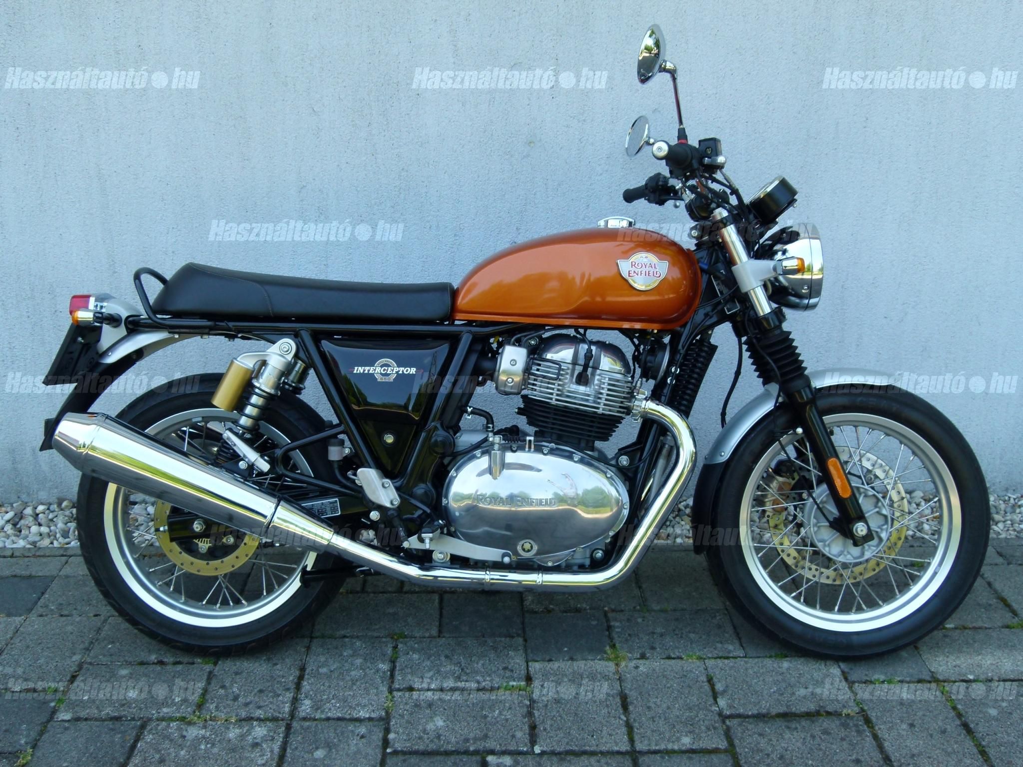 ROYAL ENFIELD INTERCEPTOR 2022/12 - 1