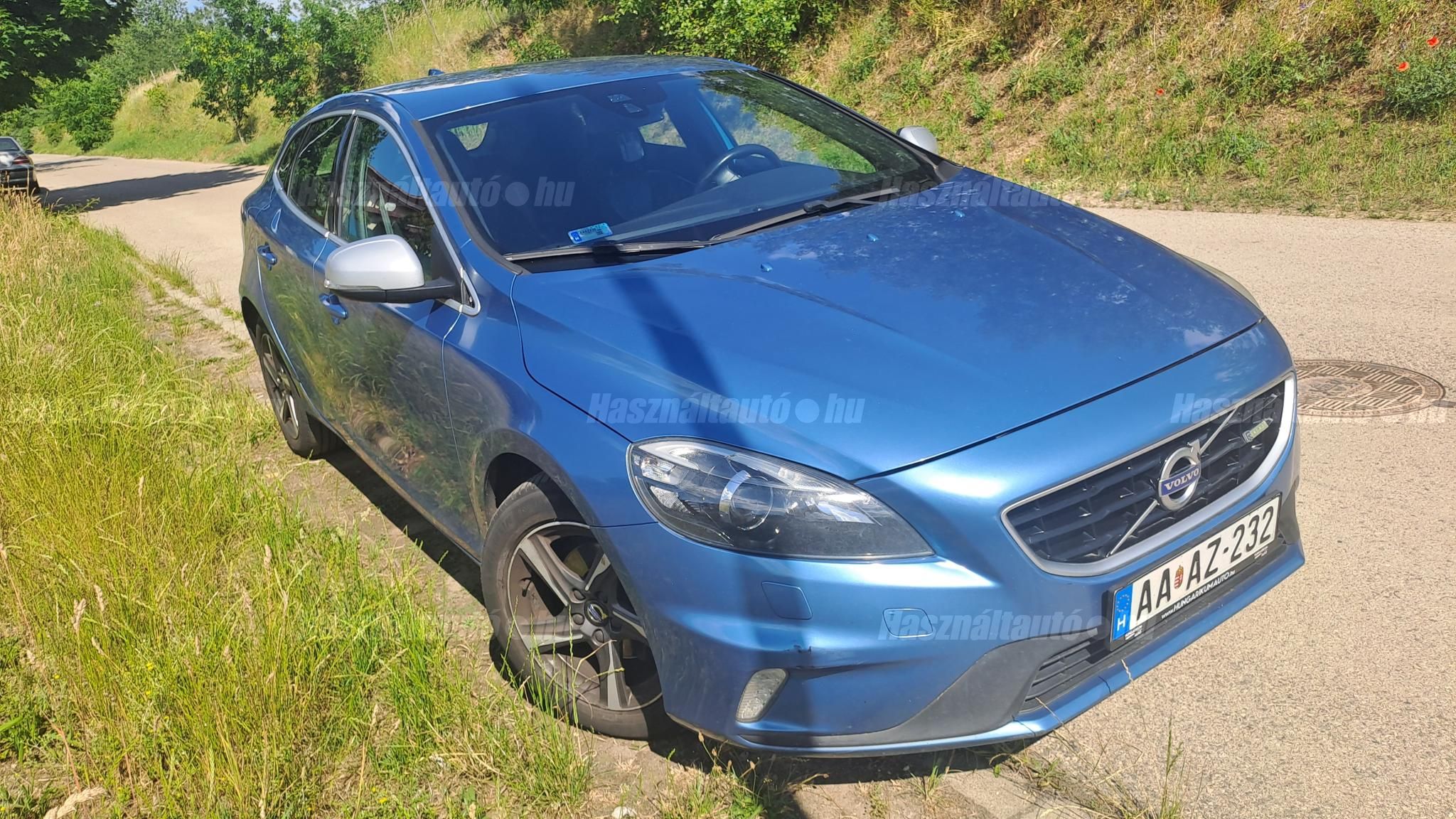 VOLVO V40 2015/11 - 1