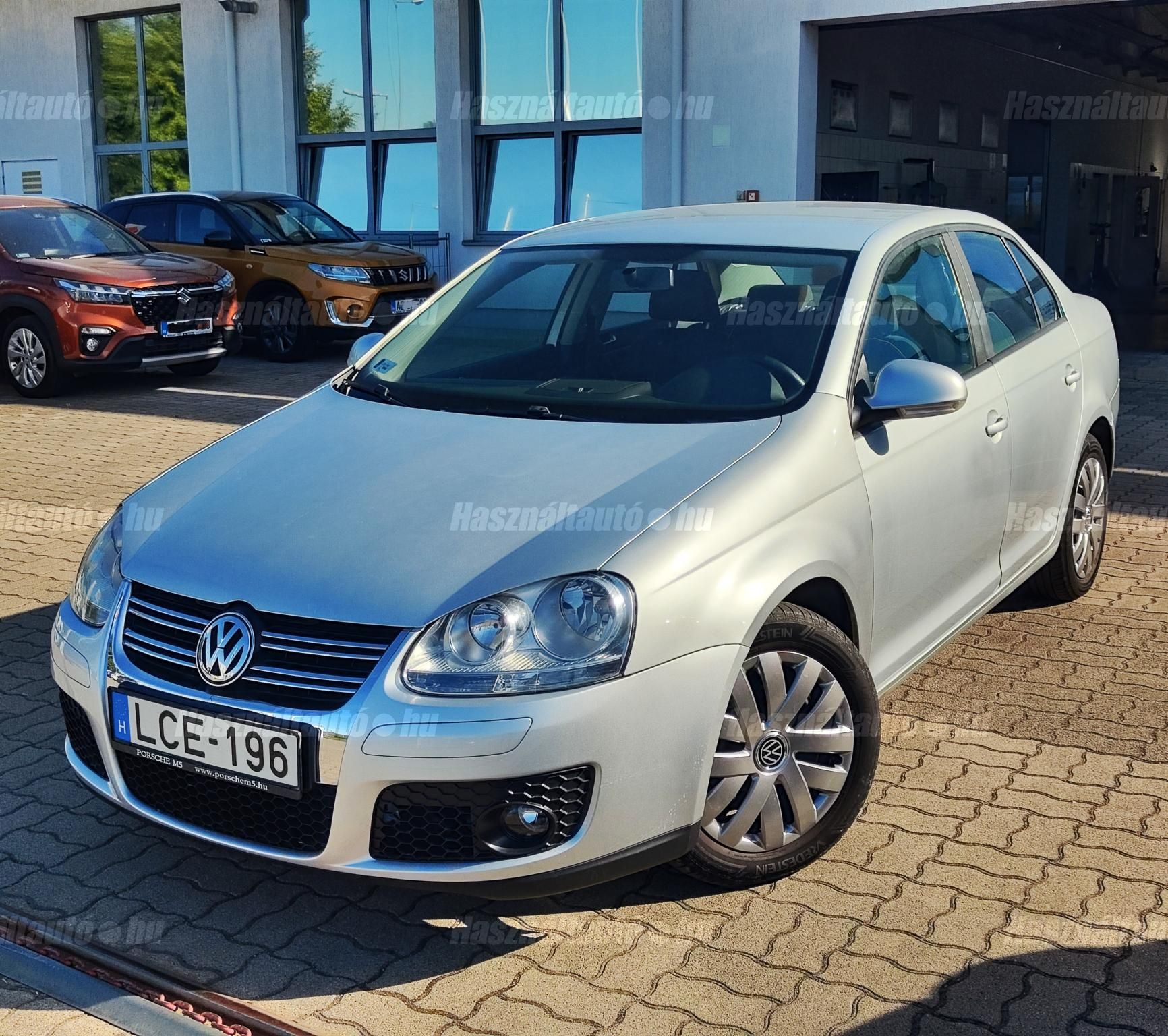 VOLKSWAGEN JETTA 2008/4 - 1