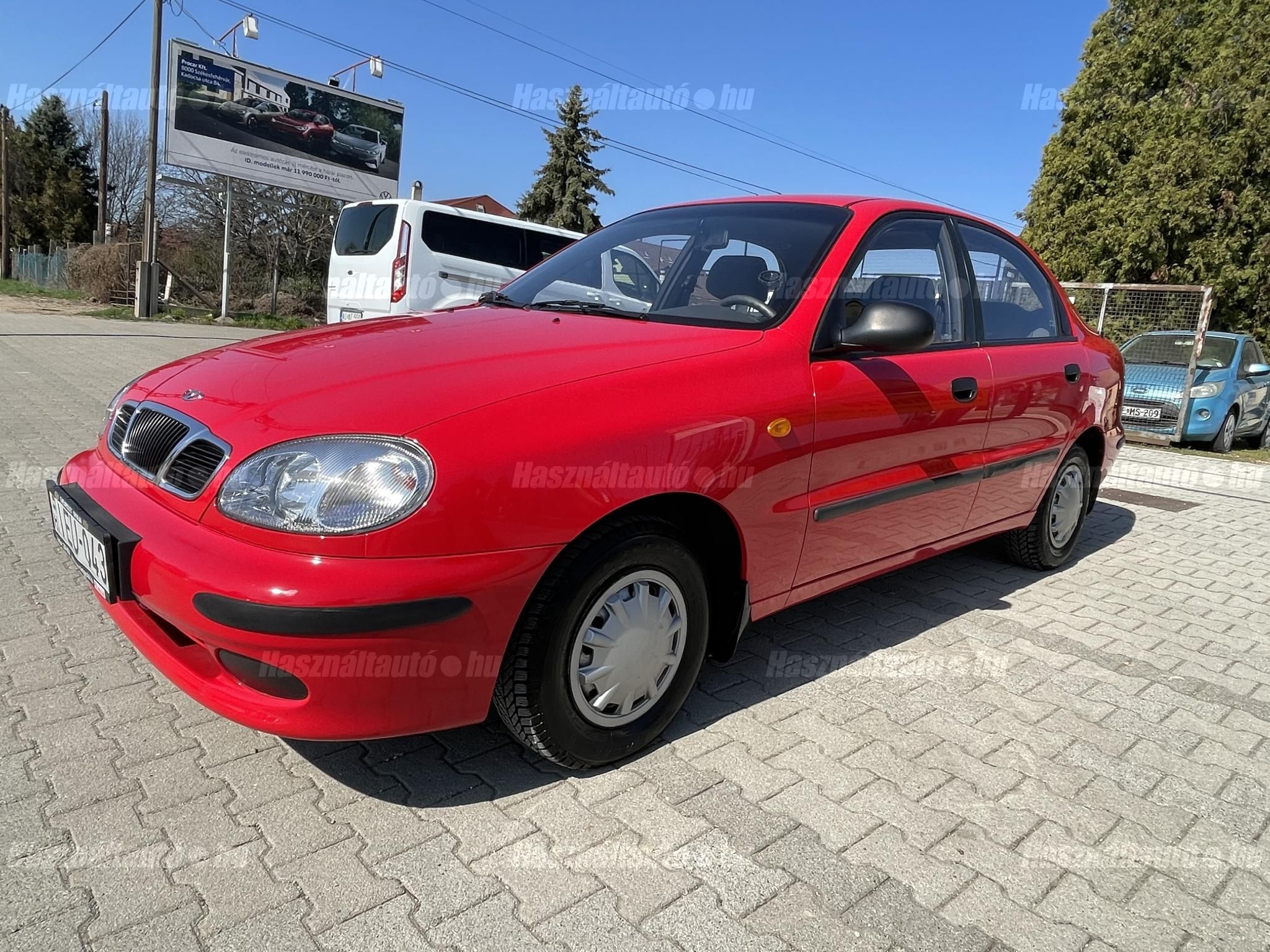 DAEWOO LANOS 2002/8 - 1