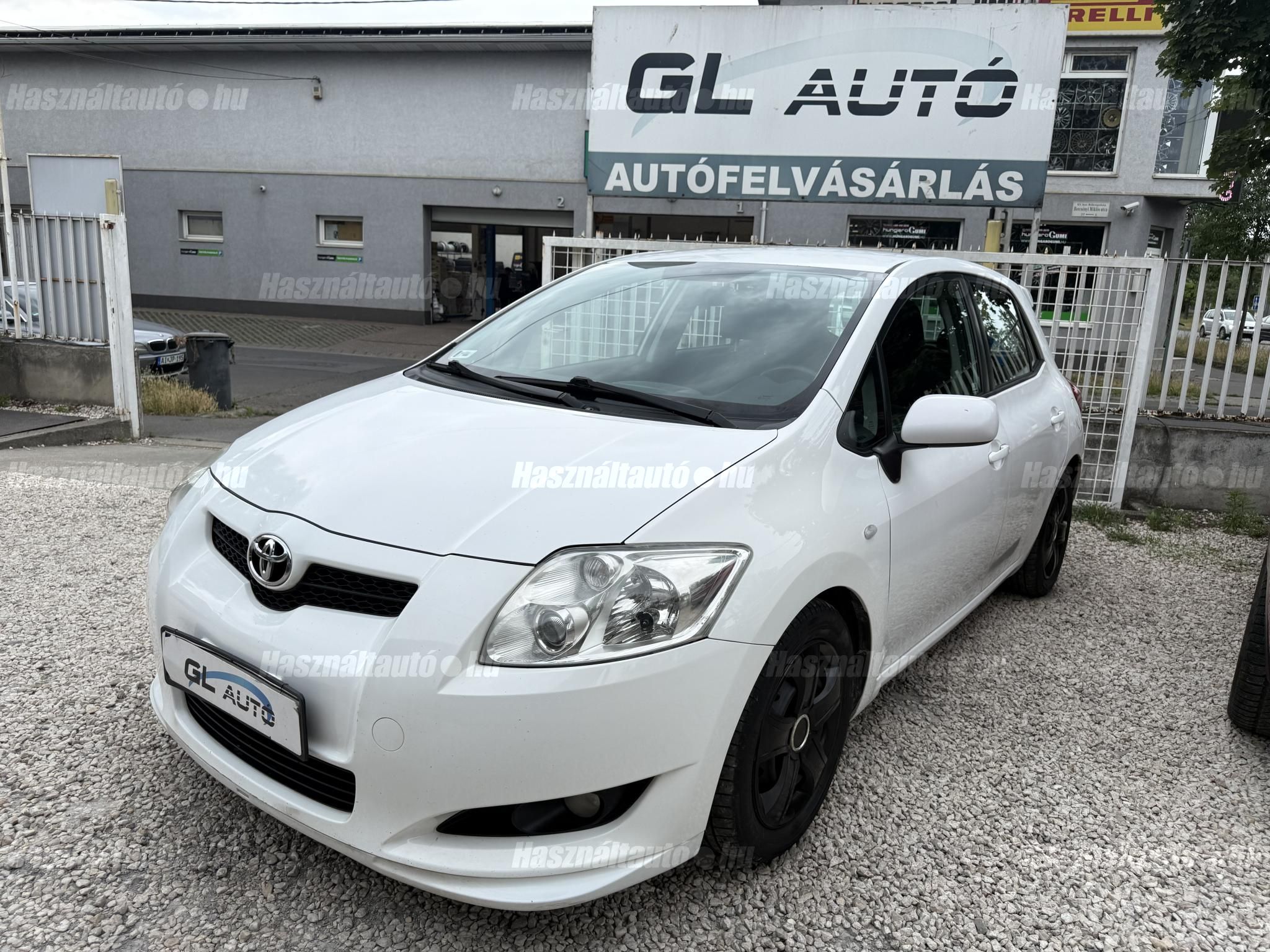 TOYOTA AURIS 2007/9 - 1