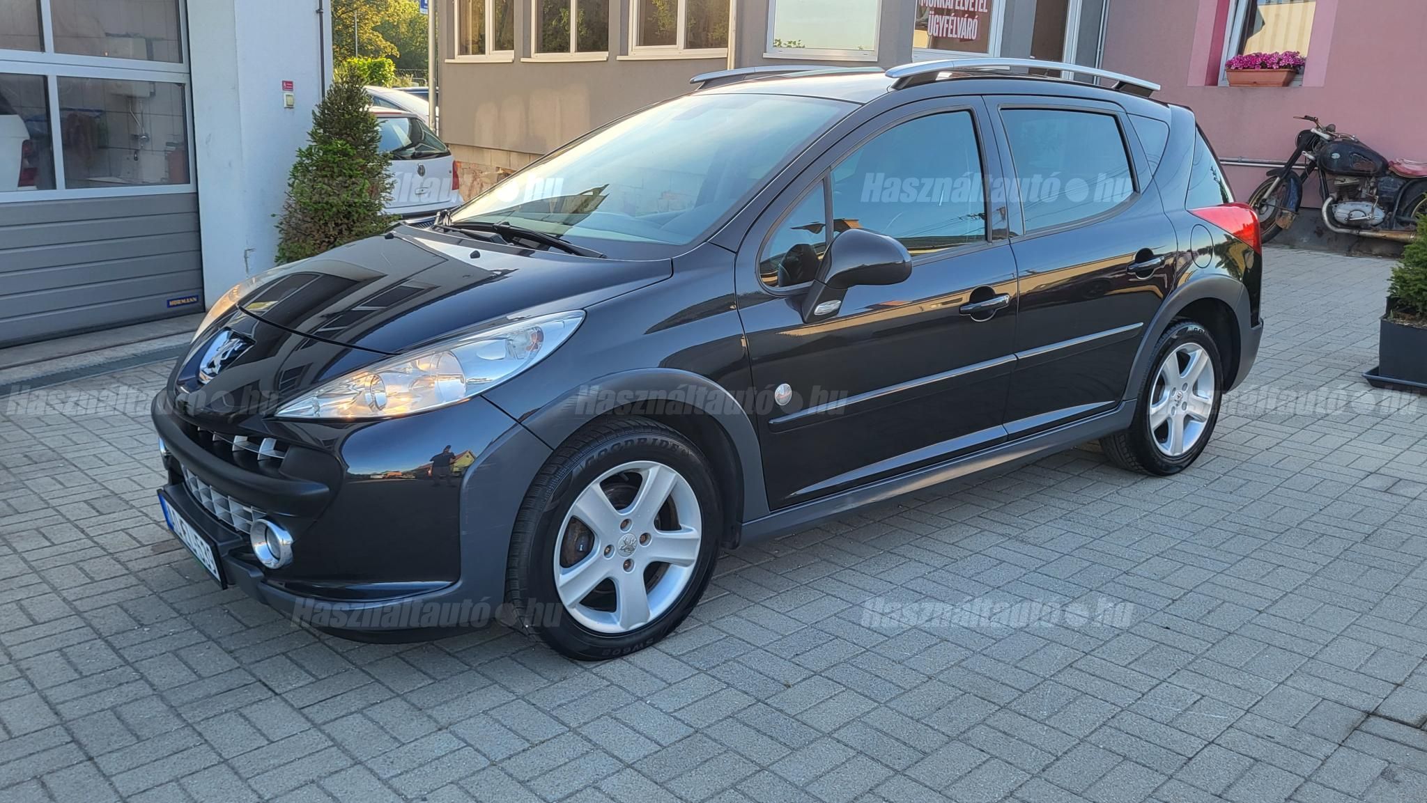 PEUGEOT 207 2008/4 - 1