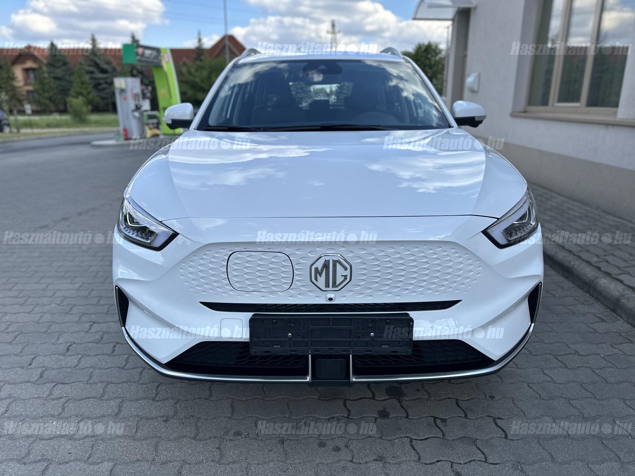 MG ZS 2023 - 1