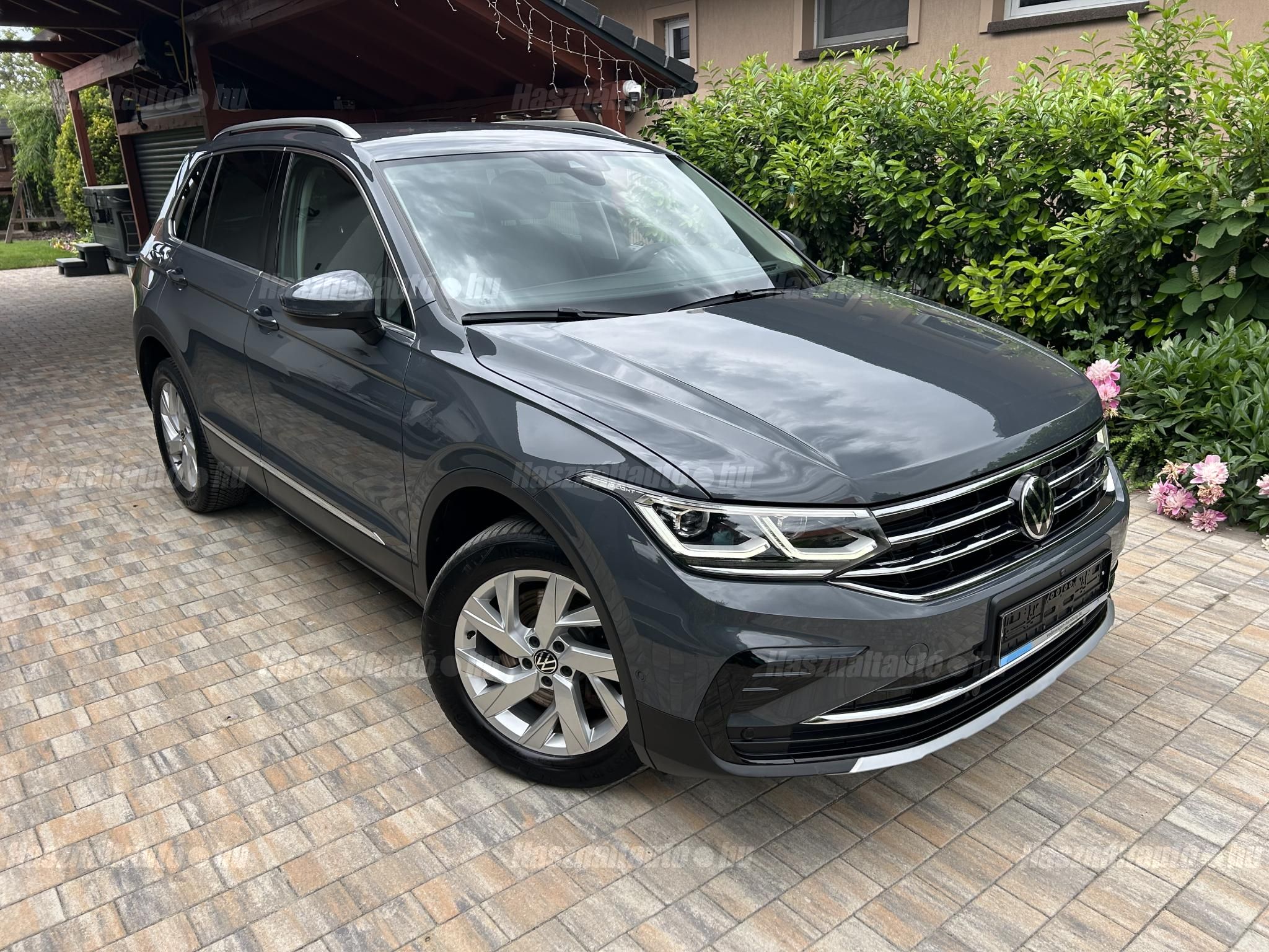 VOLKSWAGEN TIGUAN 2022/12 - 1