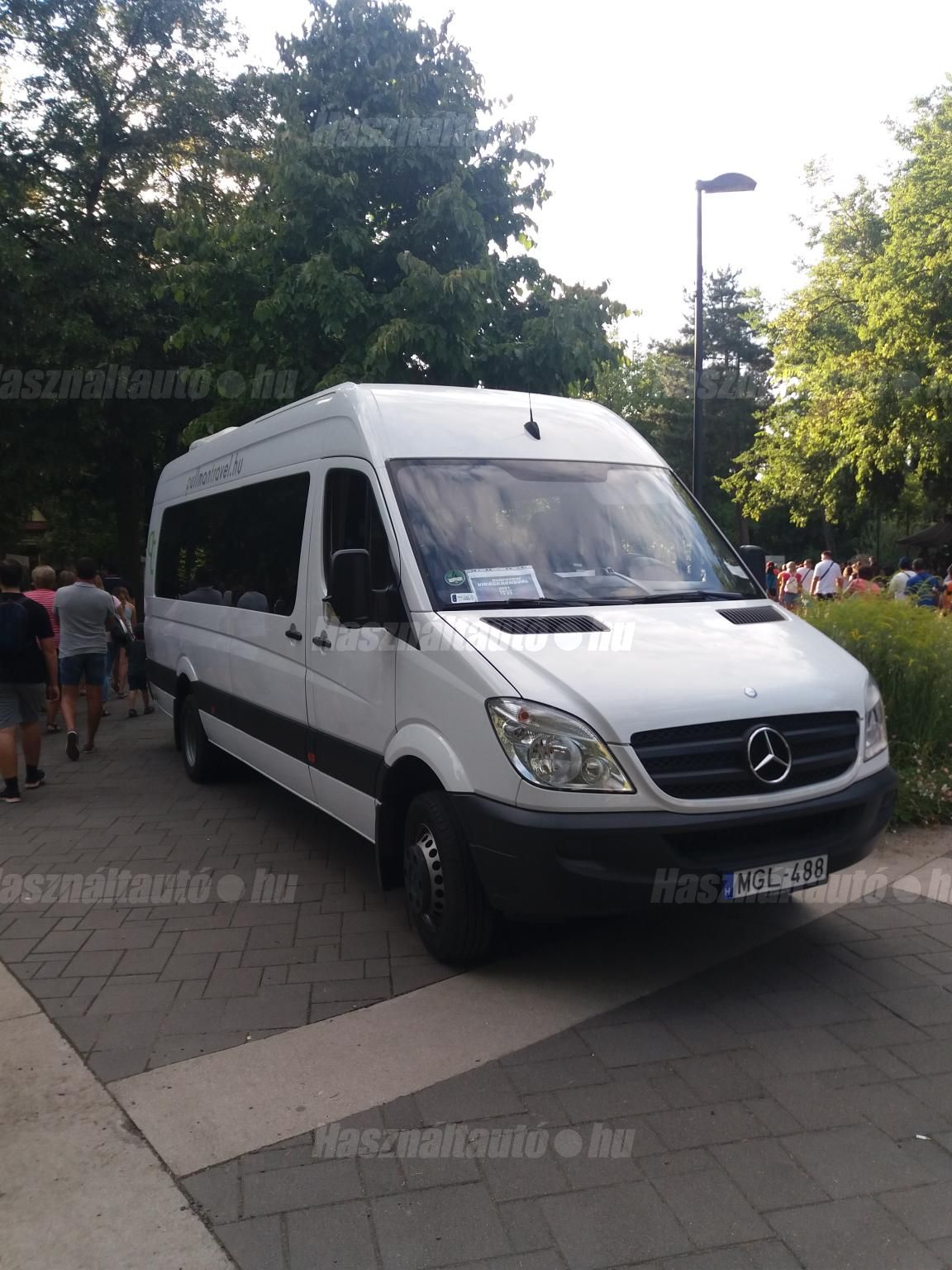 MERCEDES-BENZ 2012/10 - 1