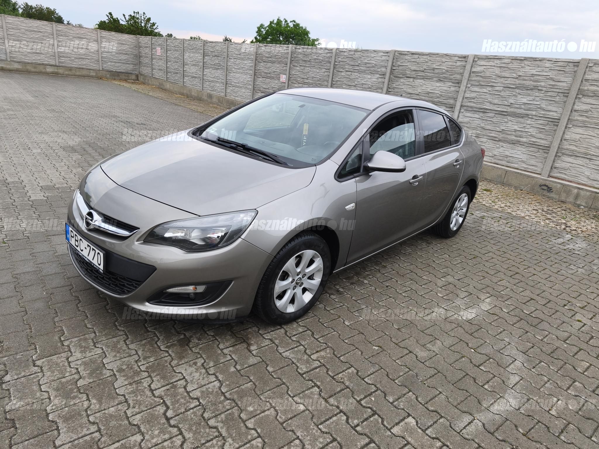 OPEL ASTRA J 2016/12 - 1