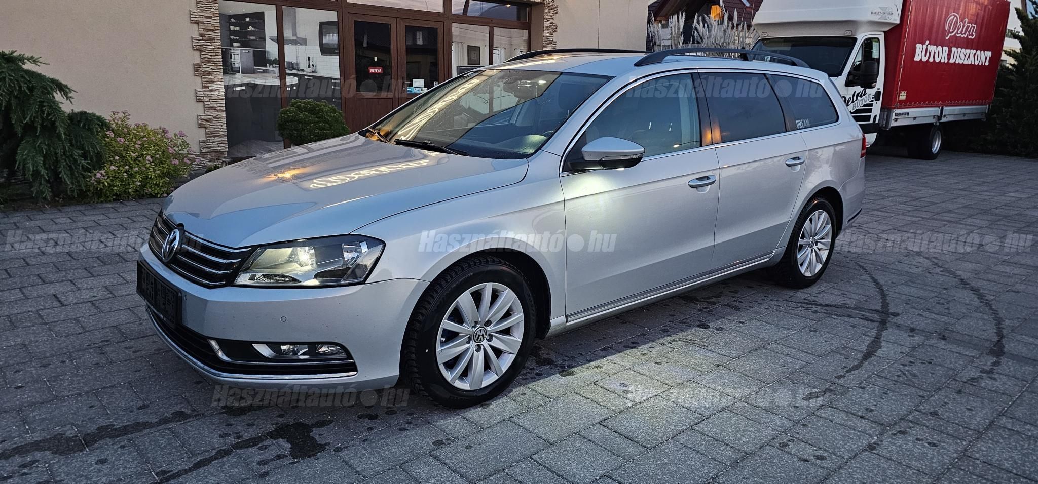 VOLKSWAGEN PASSAT 2013/4 - 1