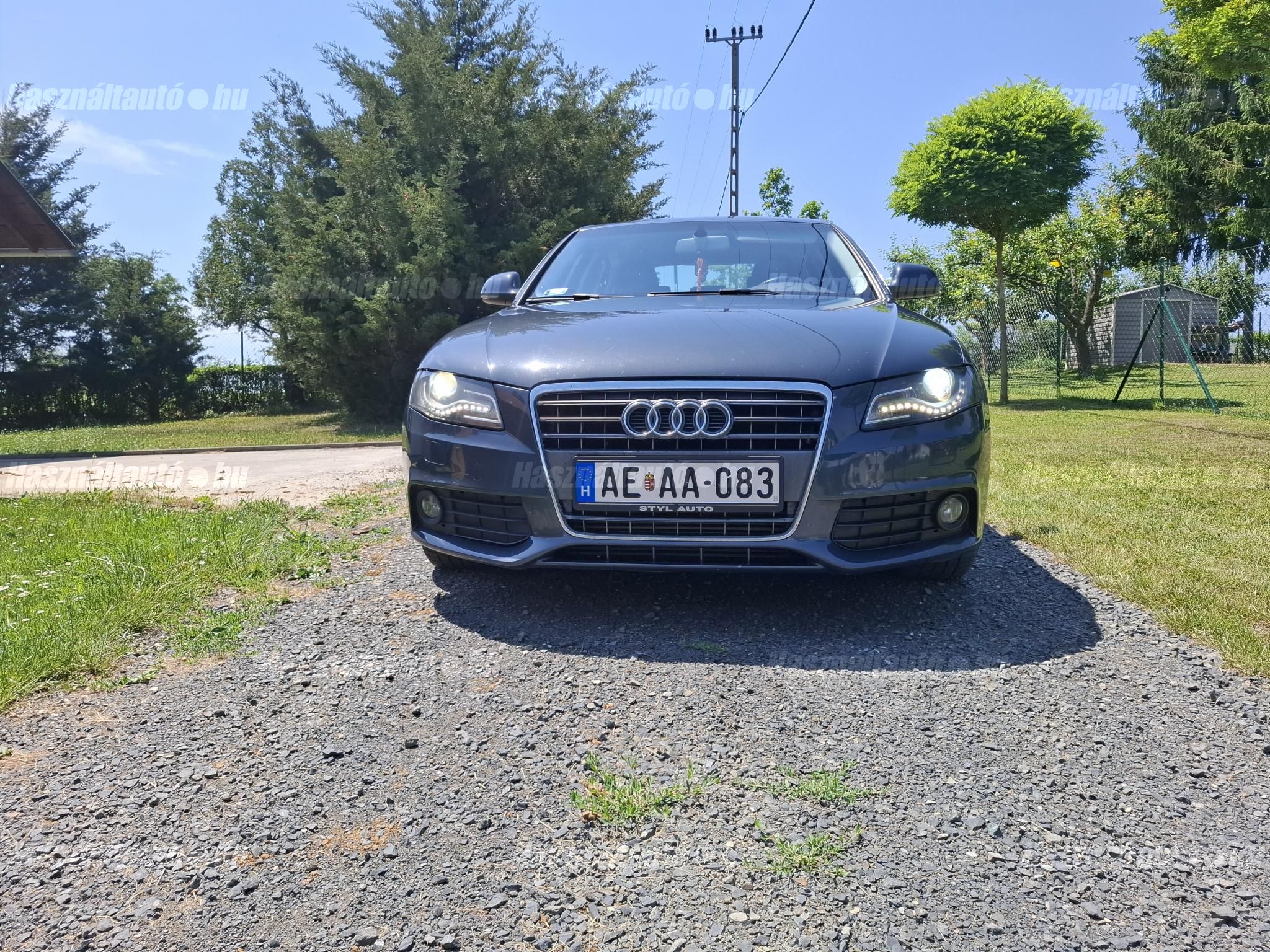 AUDI A4 2010/2 - 1
