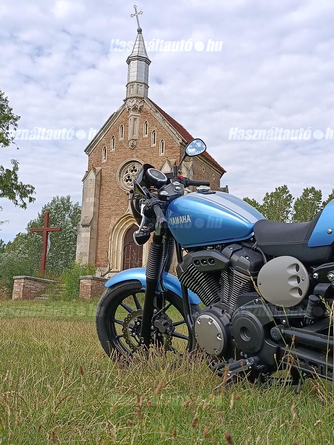 YAMAHA XV 950 R 2016/12 - 1