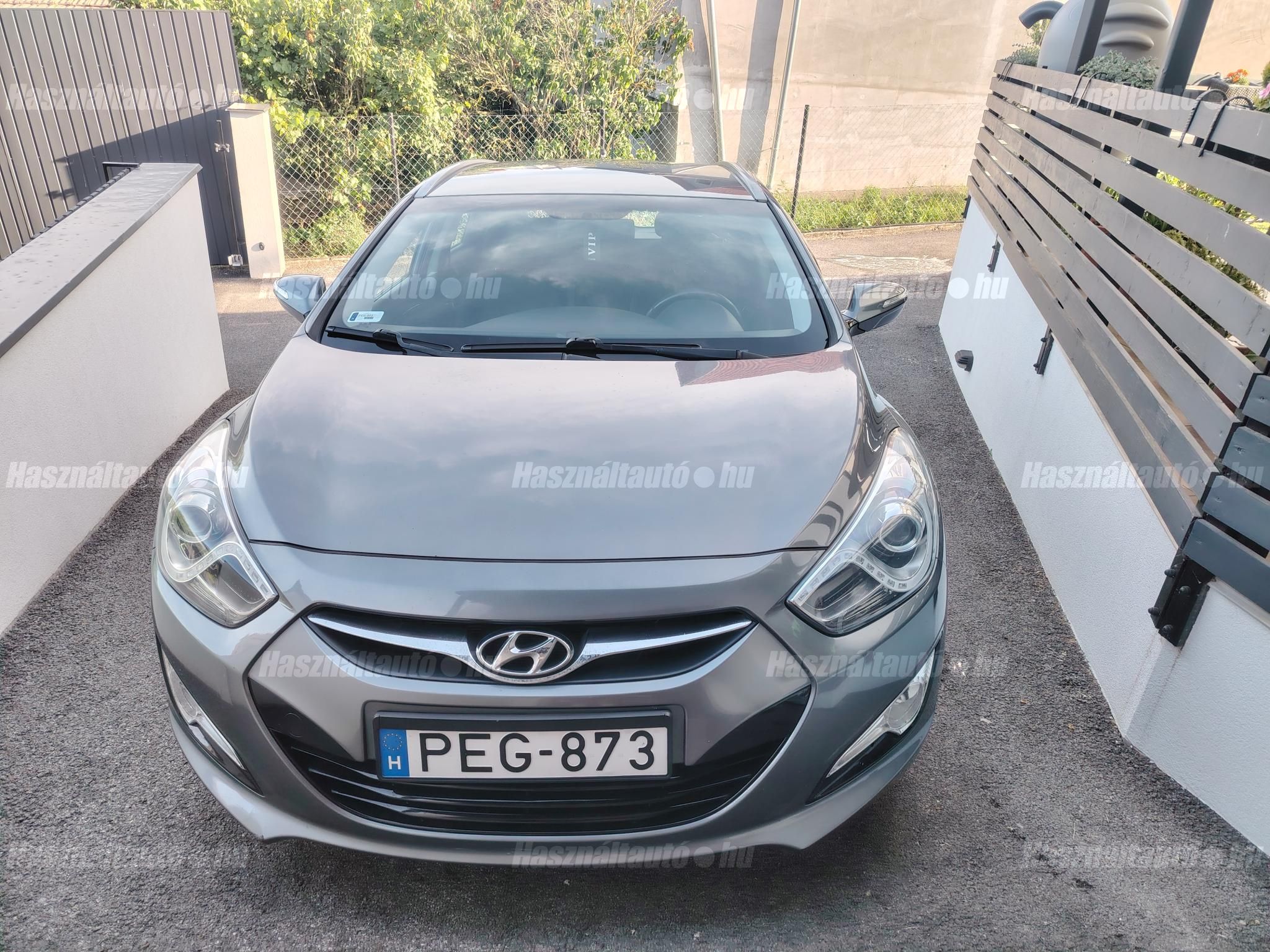HYUNDAI I40 2013/8 - 1