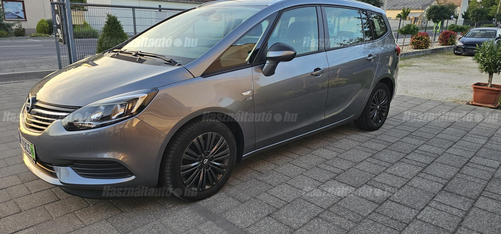 OPEL ZAFIRA 2019/3 - 1