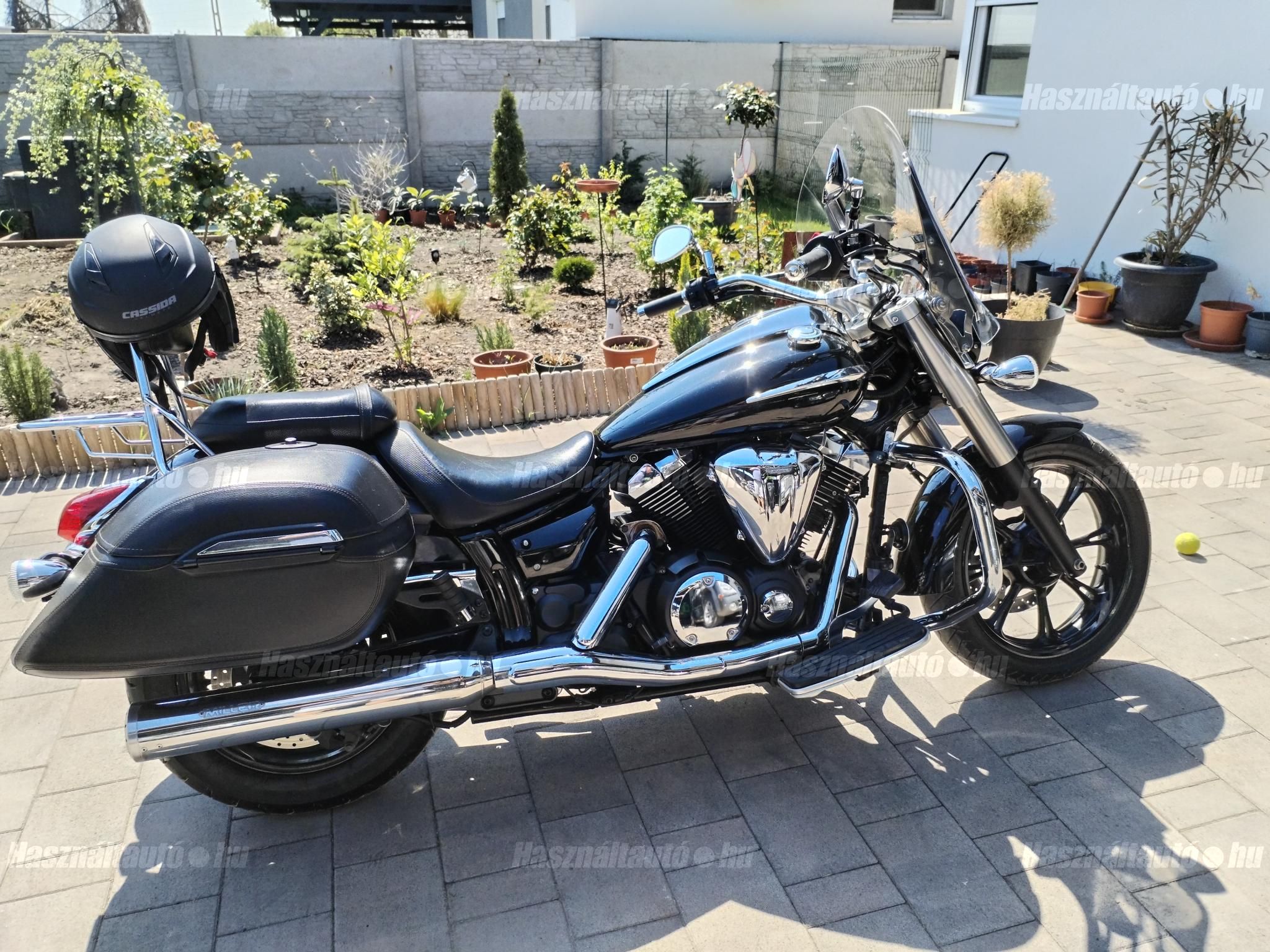 YAMAHA XVS 950 A MIDNIGHT STAR 2012/8 - 1