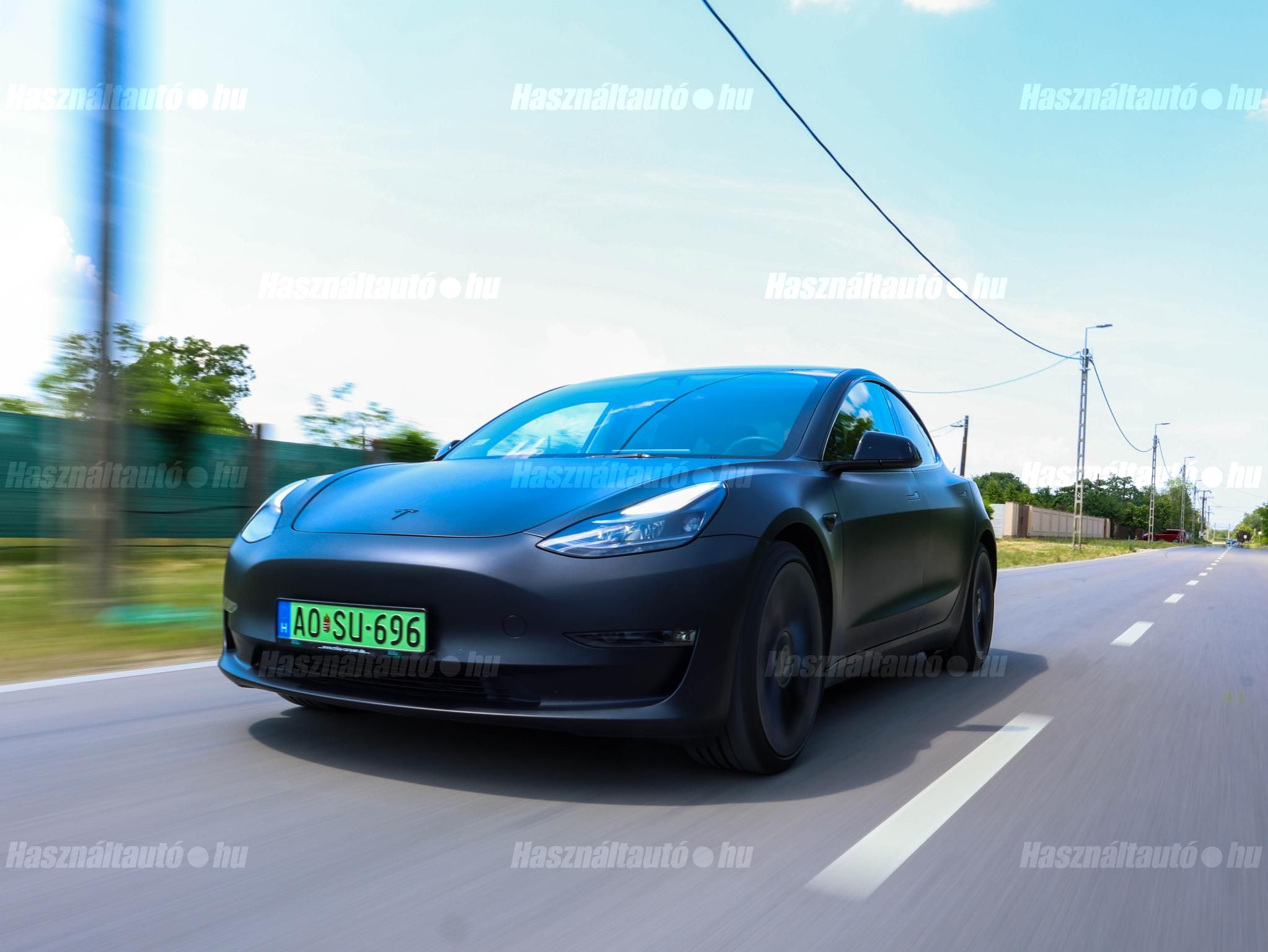 TESLA MODEL 3 2021/12 - 1