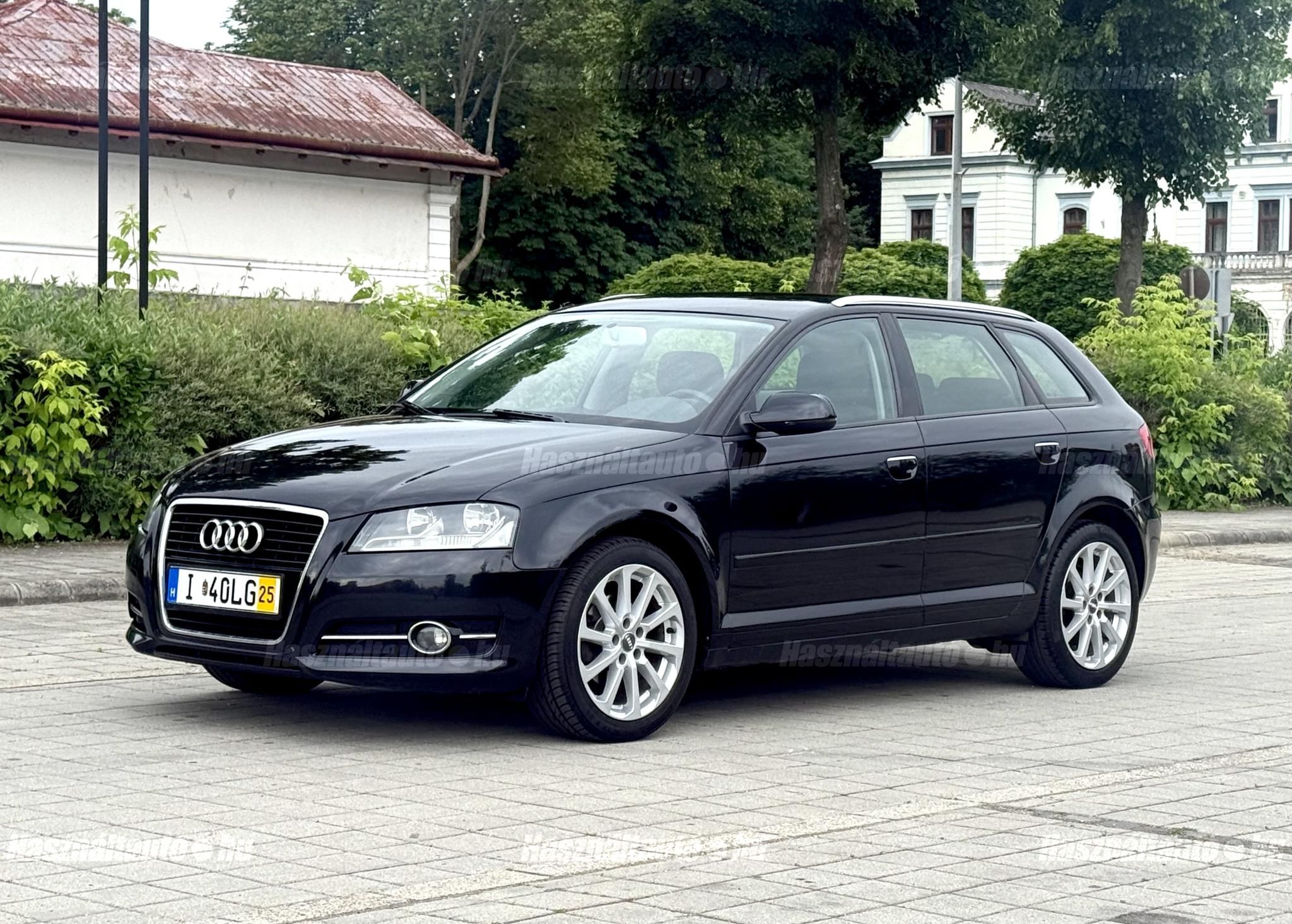 AUDI A3 2012/5 - 1