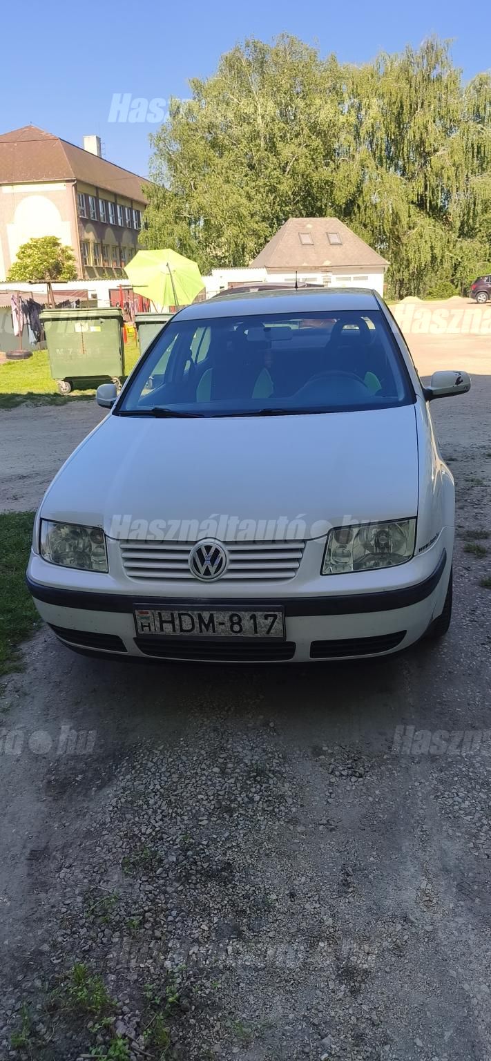 VOLKSWAGEN BORA 2000/2 - 1