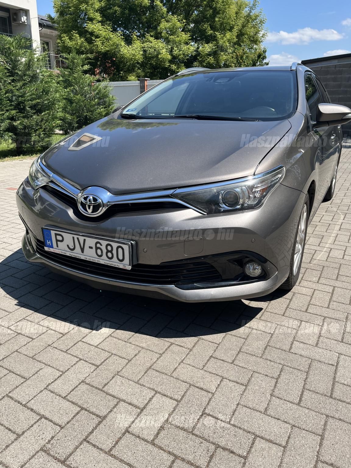 TOYOTA AURIS 2017/8 - 1