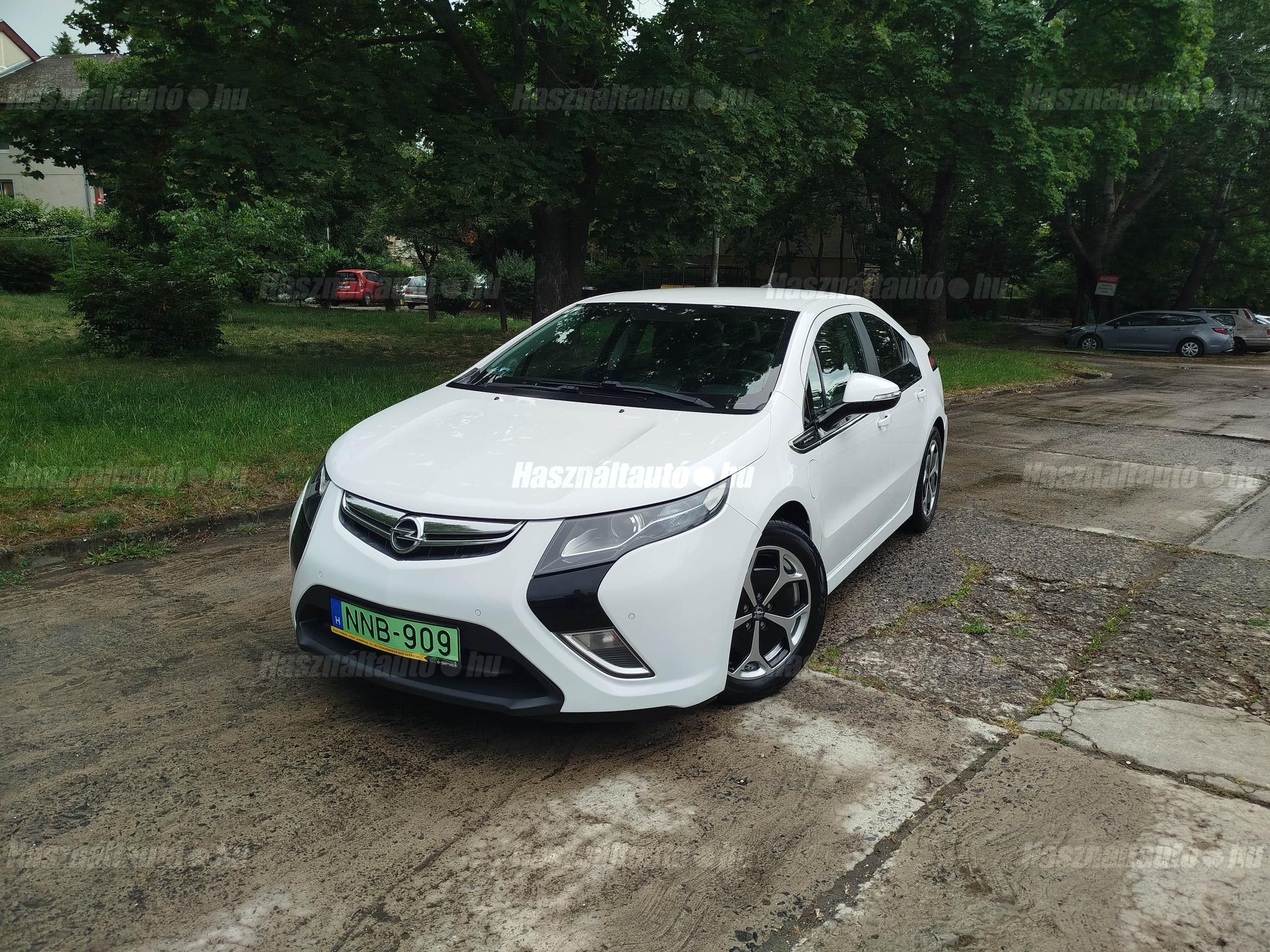 OPEL AMPERA 2012/8 - 1