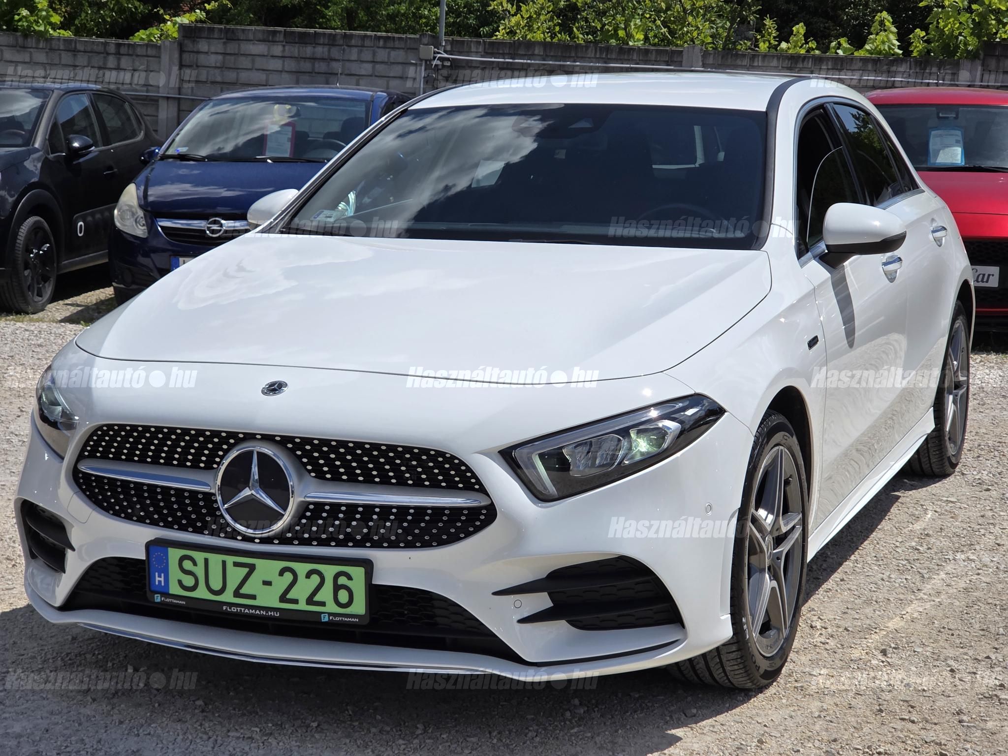 MERCEDES-BENZ A 250 2021/6 - 1