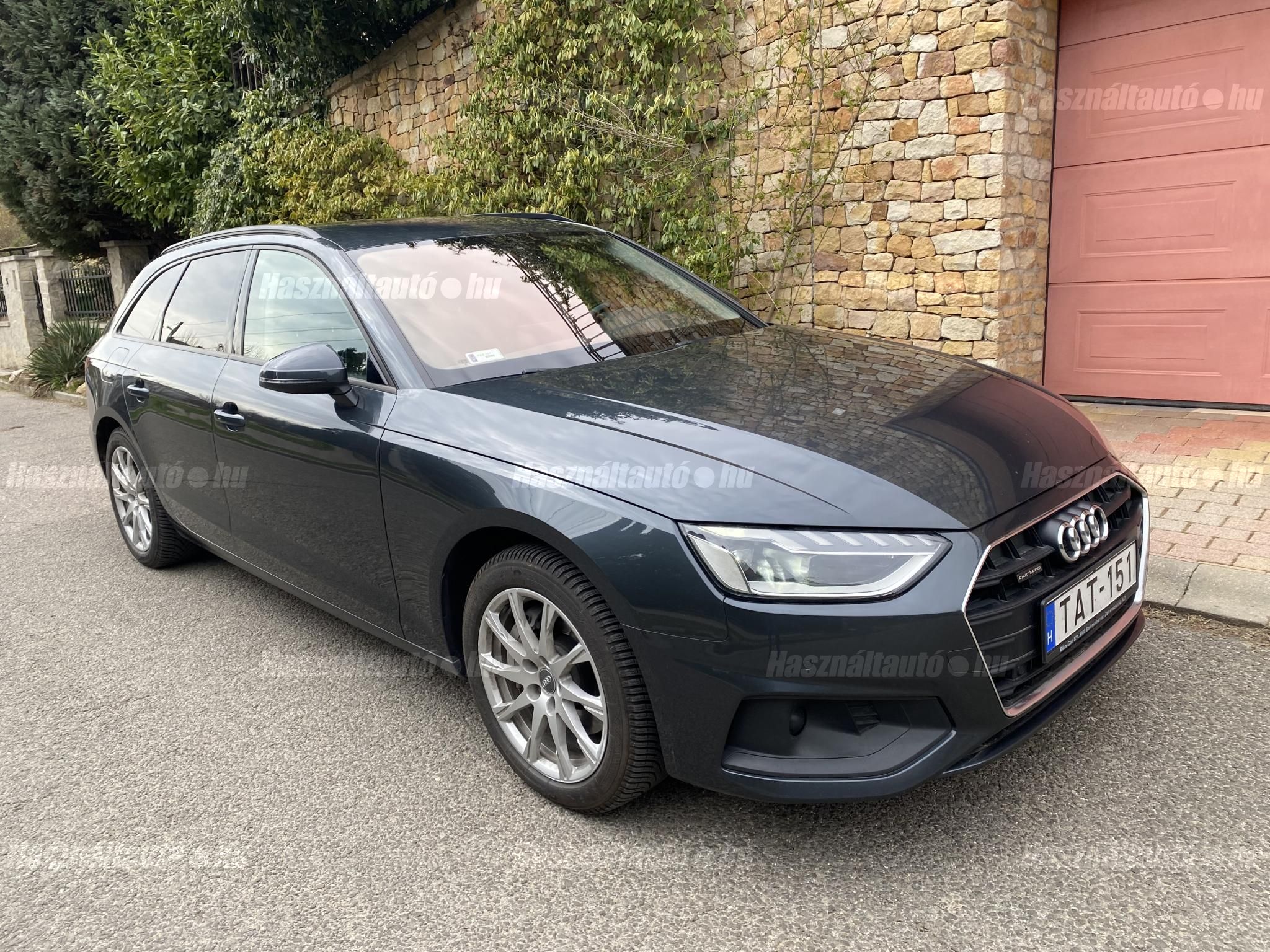 AUDI A4 2019/10 - 1