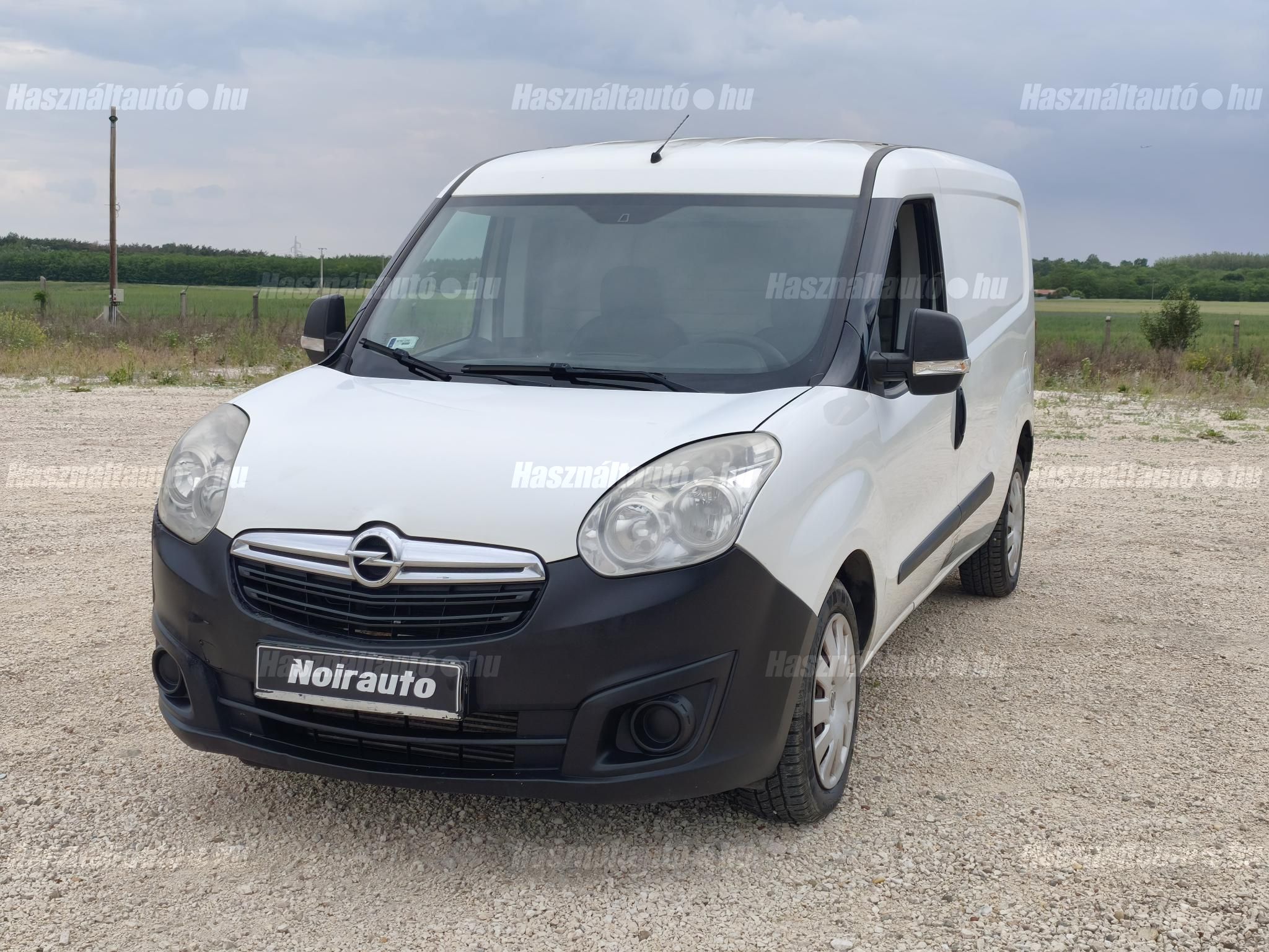 OPEL COMBO 2014/8 - 1