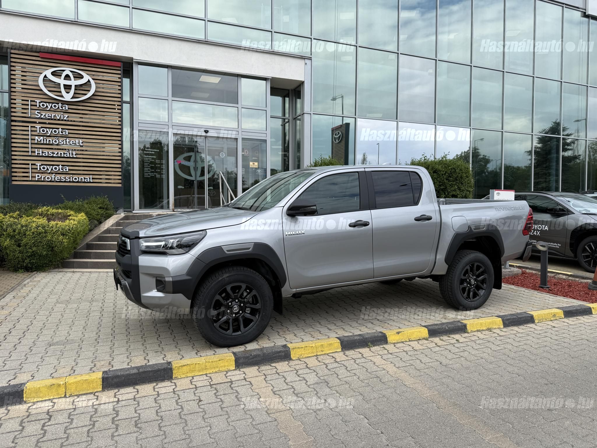 TOYOTA HILUX 2025 - 1
