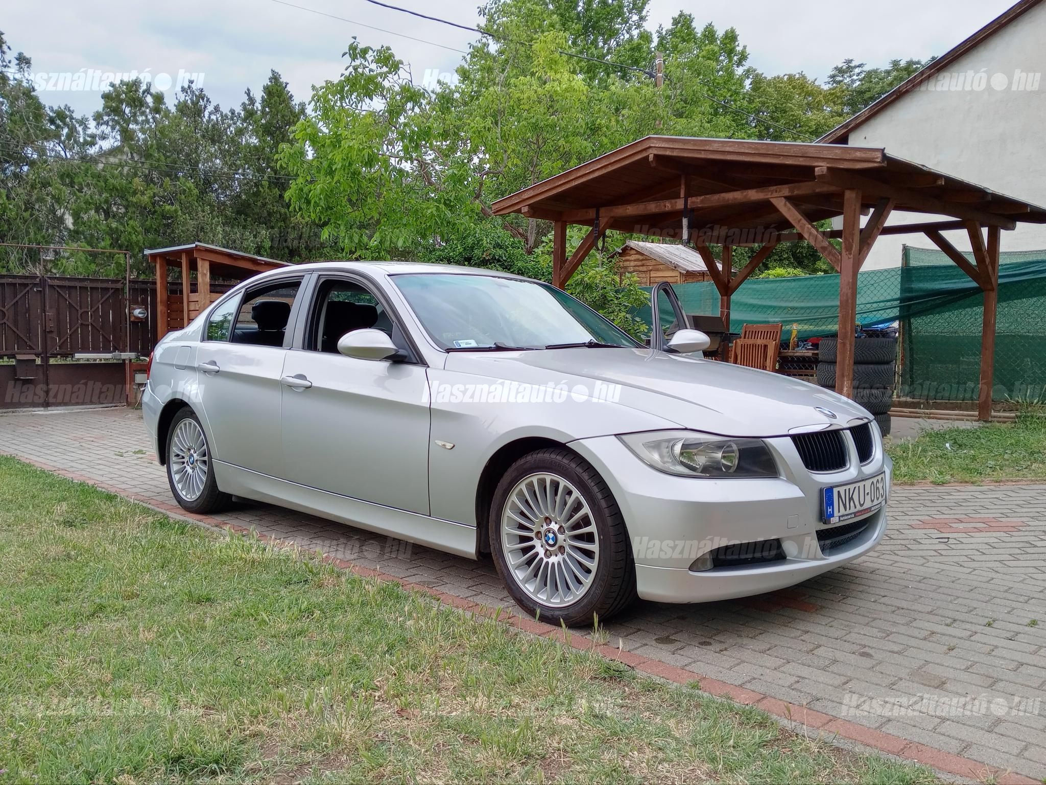 BMW 318 2007/5 - 1