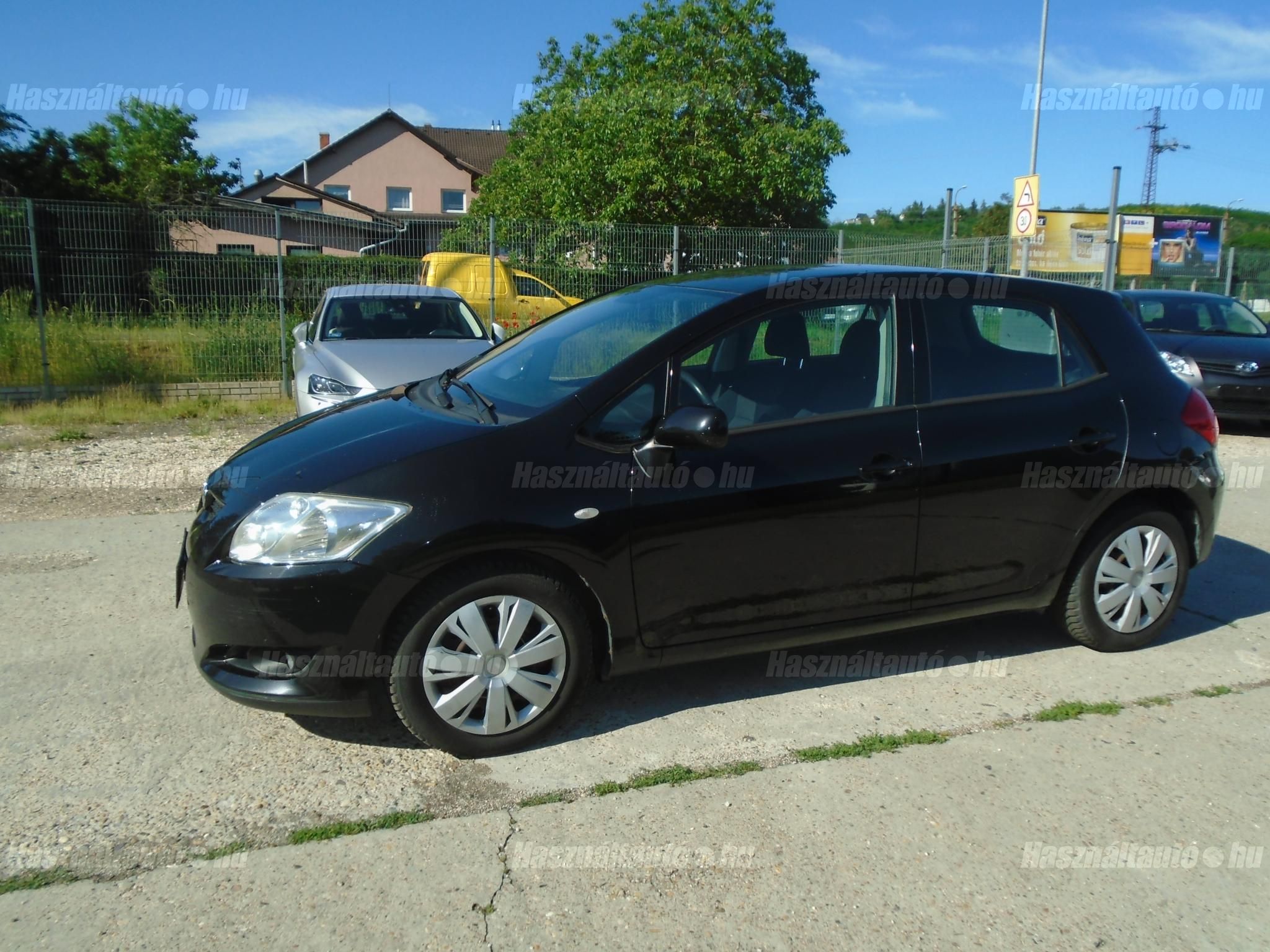 TOYOTA AURIS 2007/10 - 1