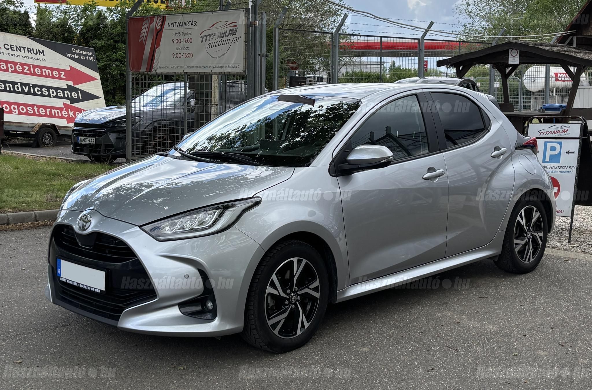 TOYOTA YARIS 2024/7 - 1