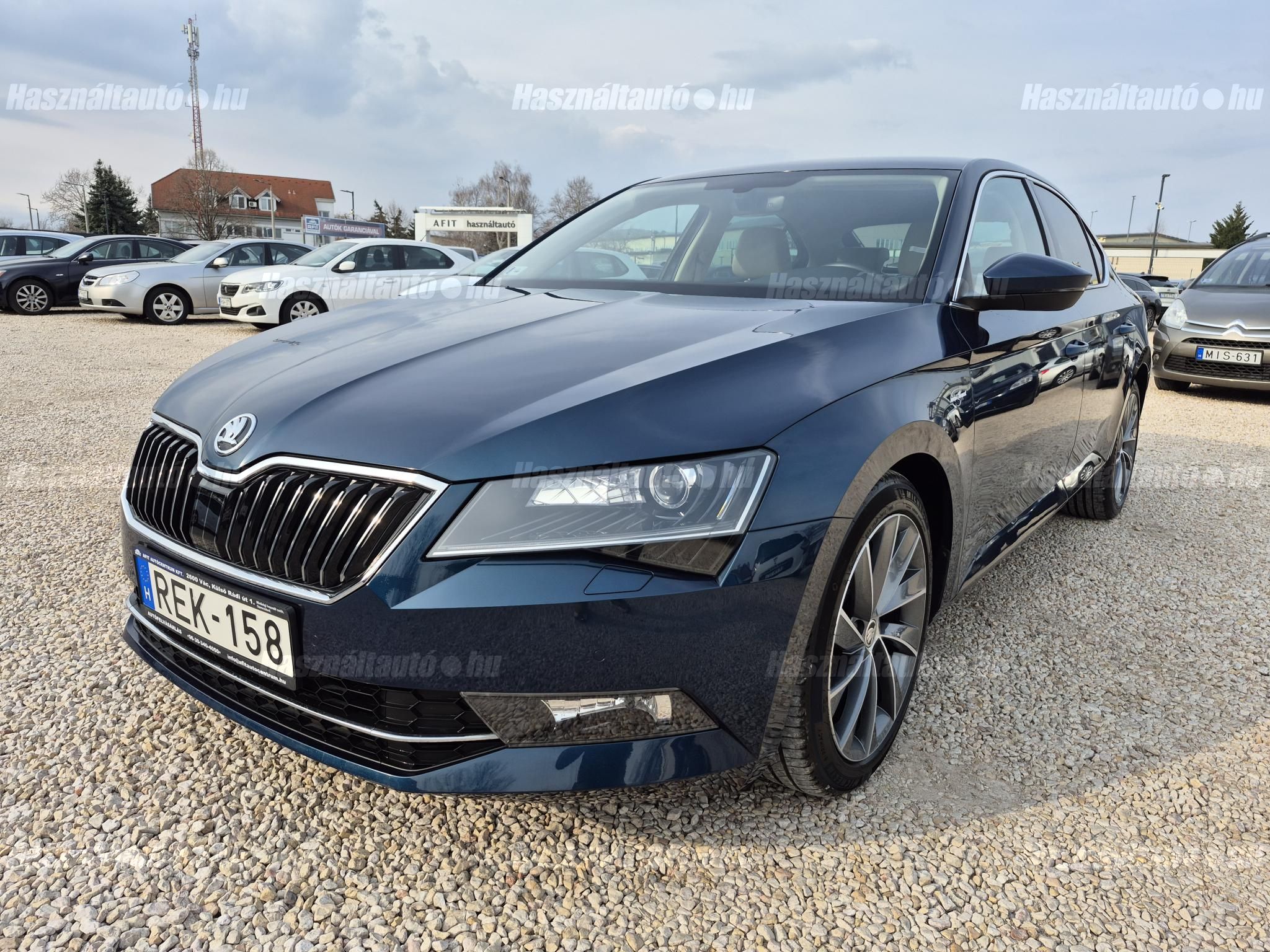 SKODA SUPERB 2019/4 - 1
