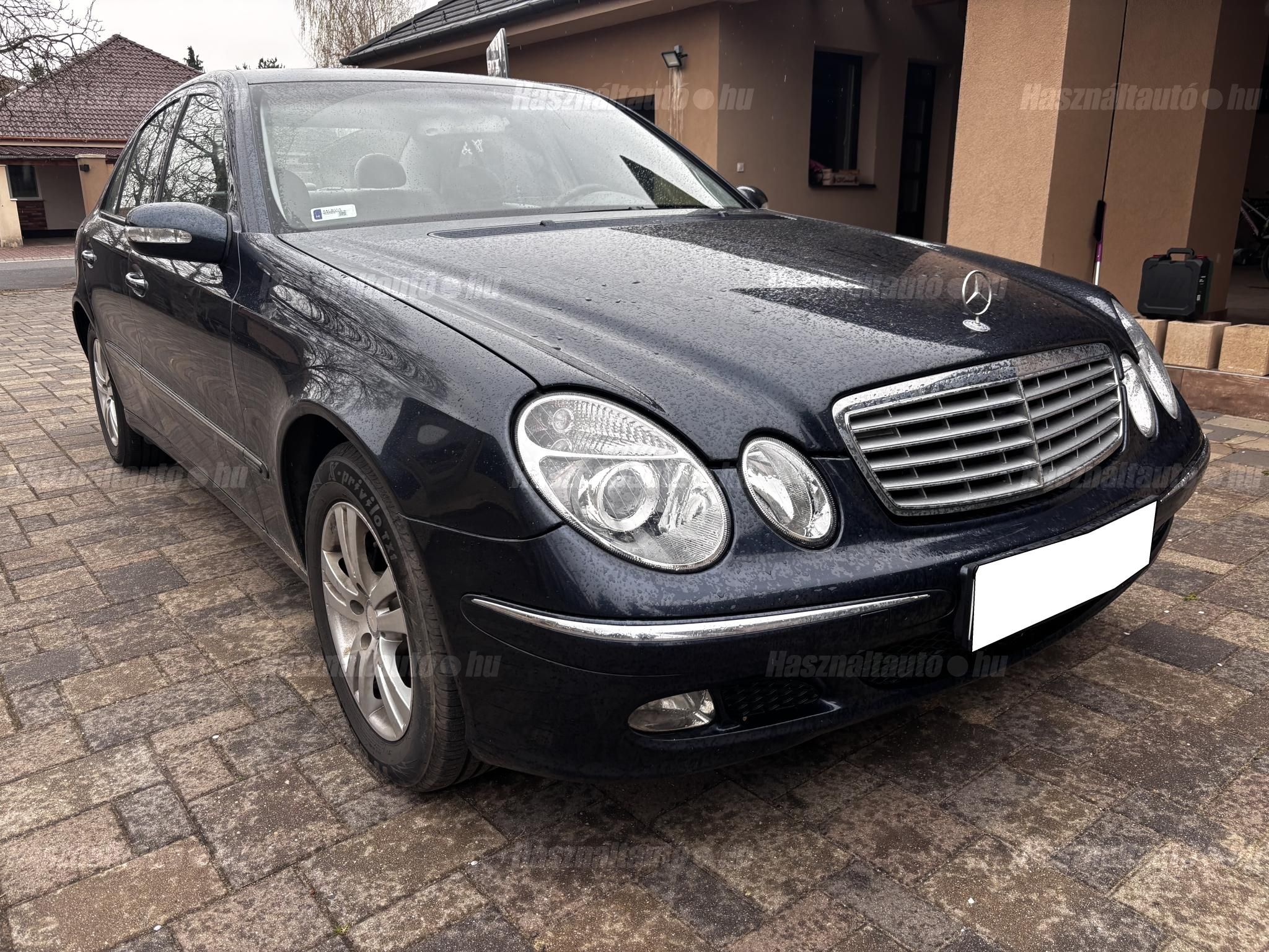 MERCEDES-BENZ E 200 2003/4 - 1