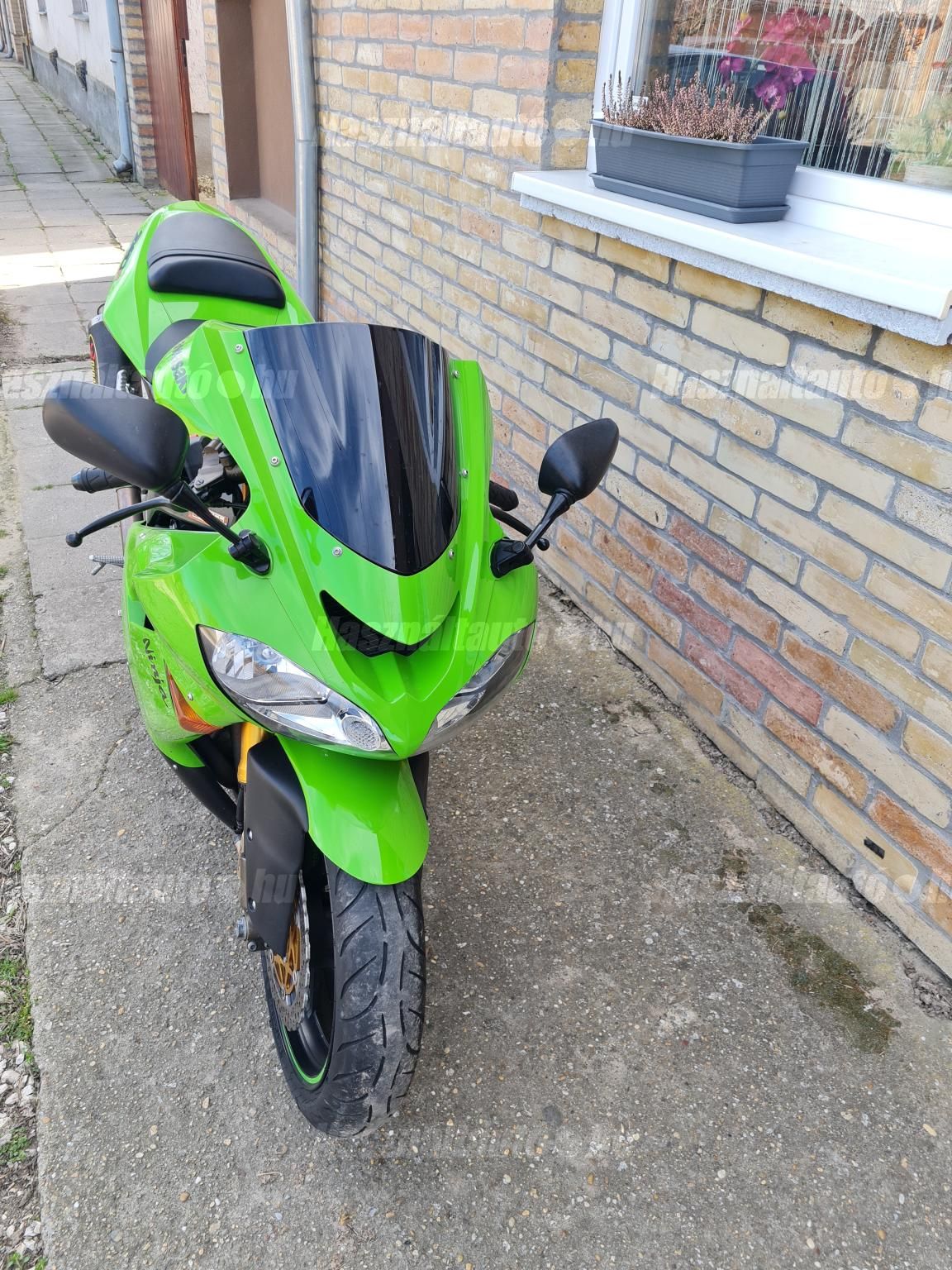 KAWASAKI ZX-10 R (NINJA) 2004/6 - 1