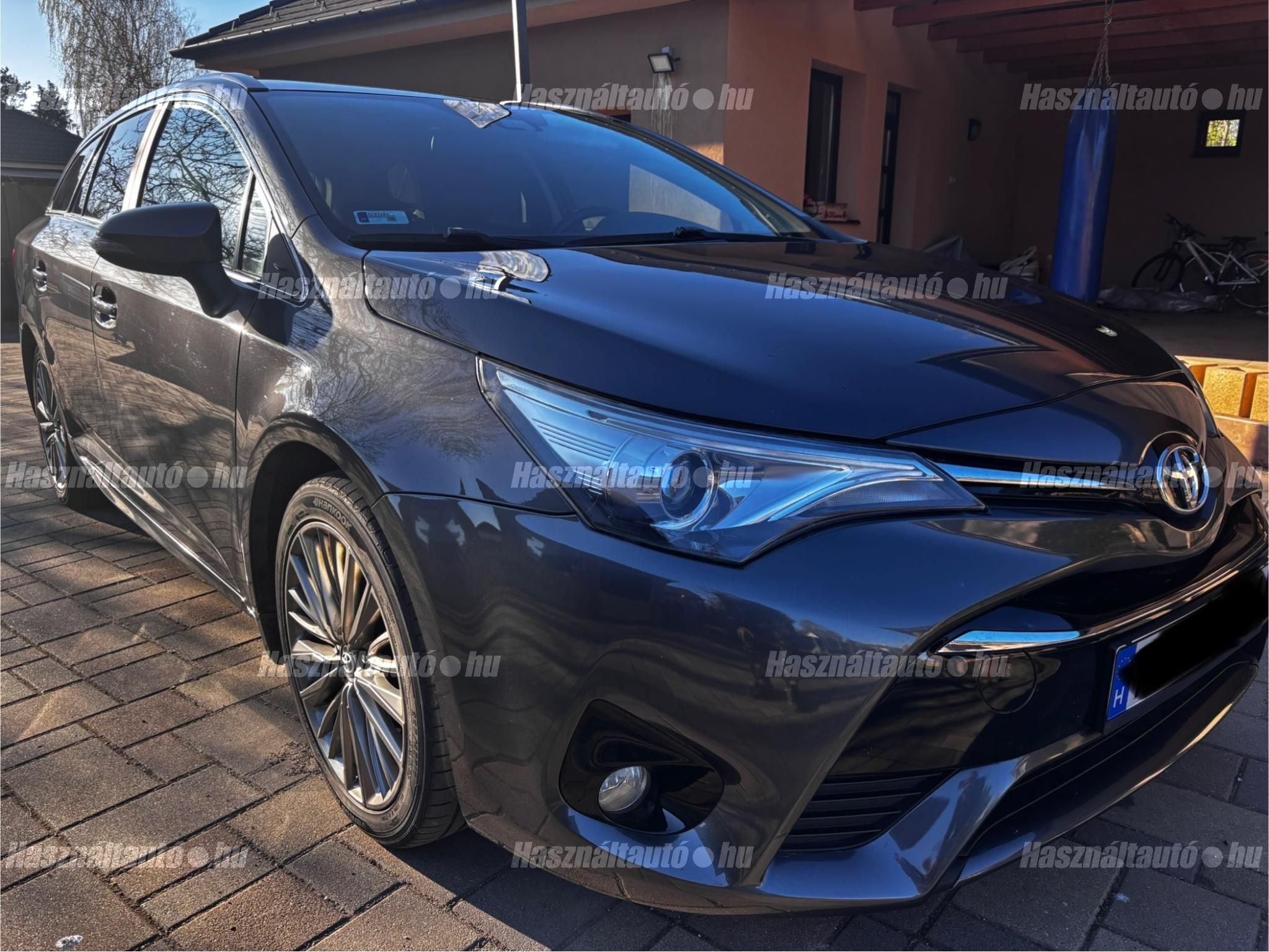 TOYOTA AVENSIS 2015/7 - 1