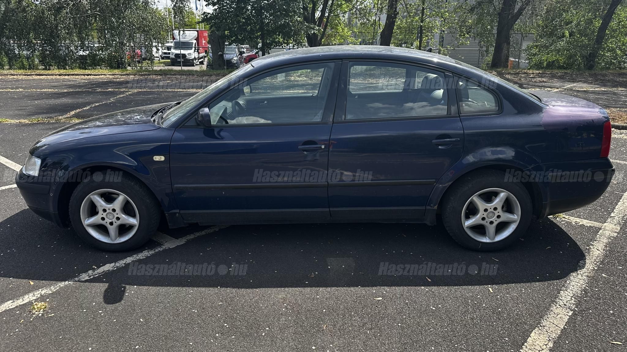 VOLKSWAGEN PASSAT V 1999 - 1