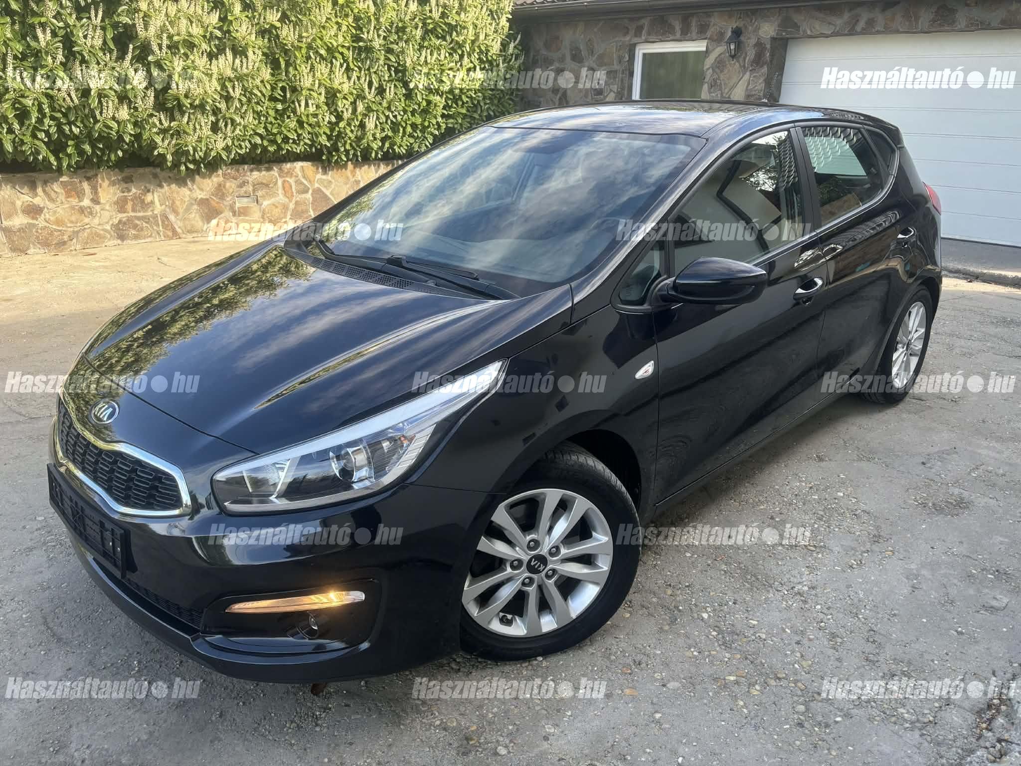 KIA CEE'D 2017/4 - 1