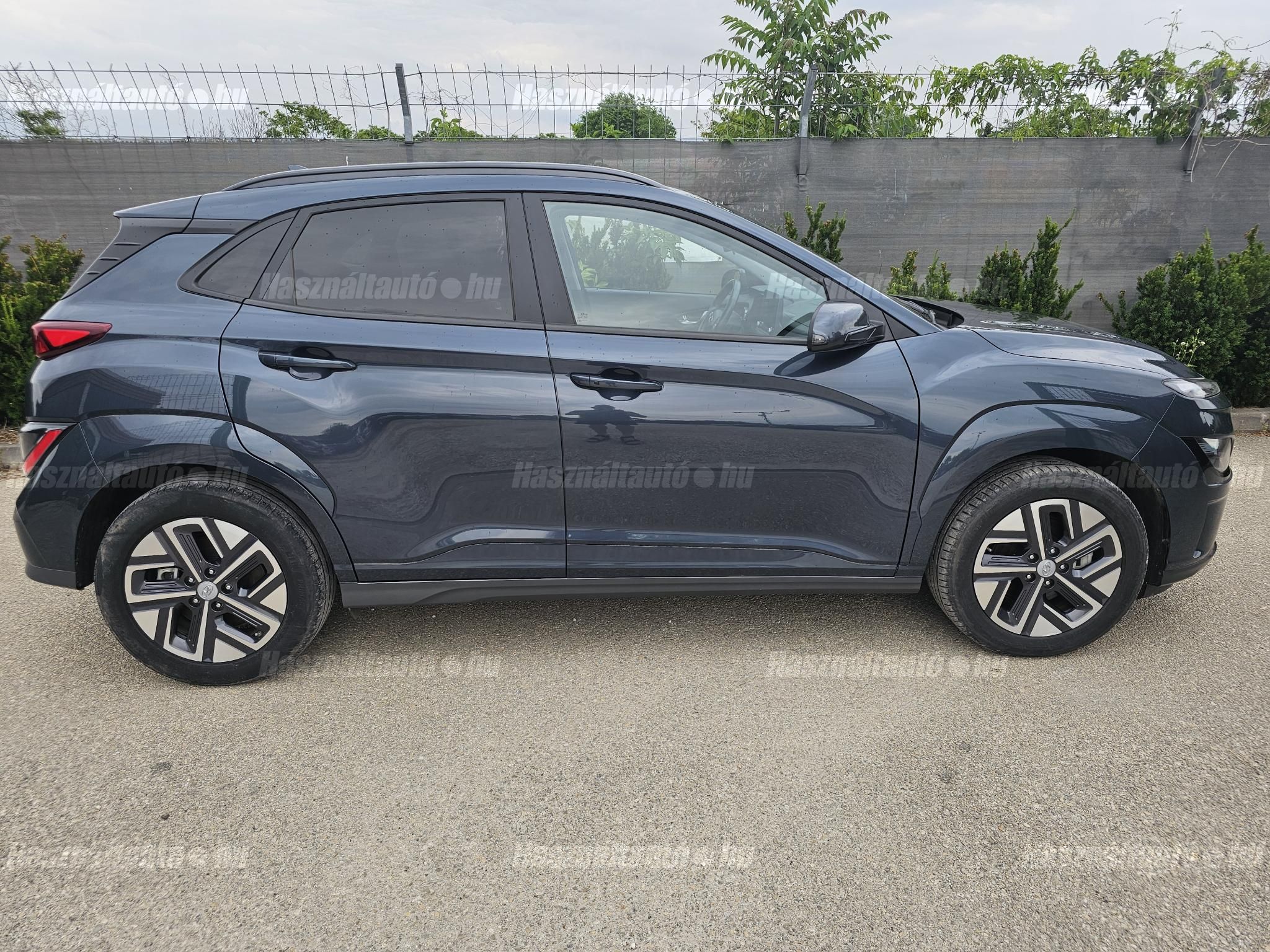 HYUNDAI KONA 2021/12 - 1