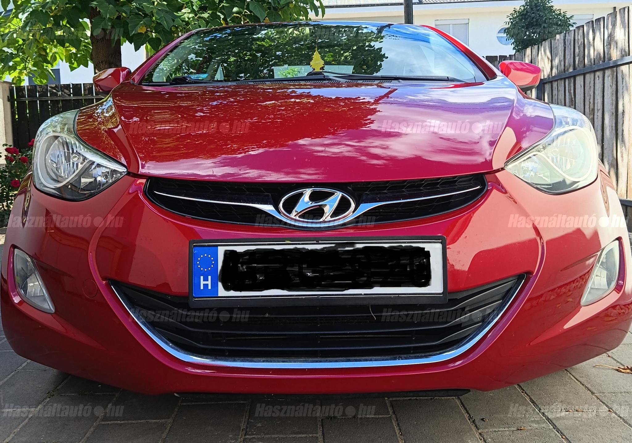 HYUNDAI ELANTRA 2012/3 - 1