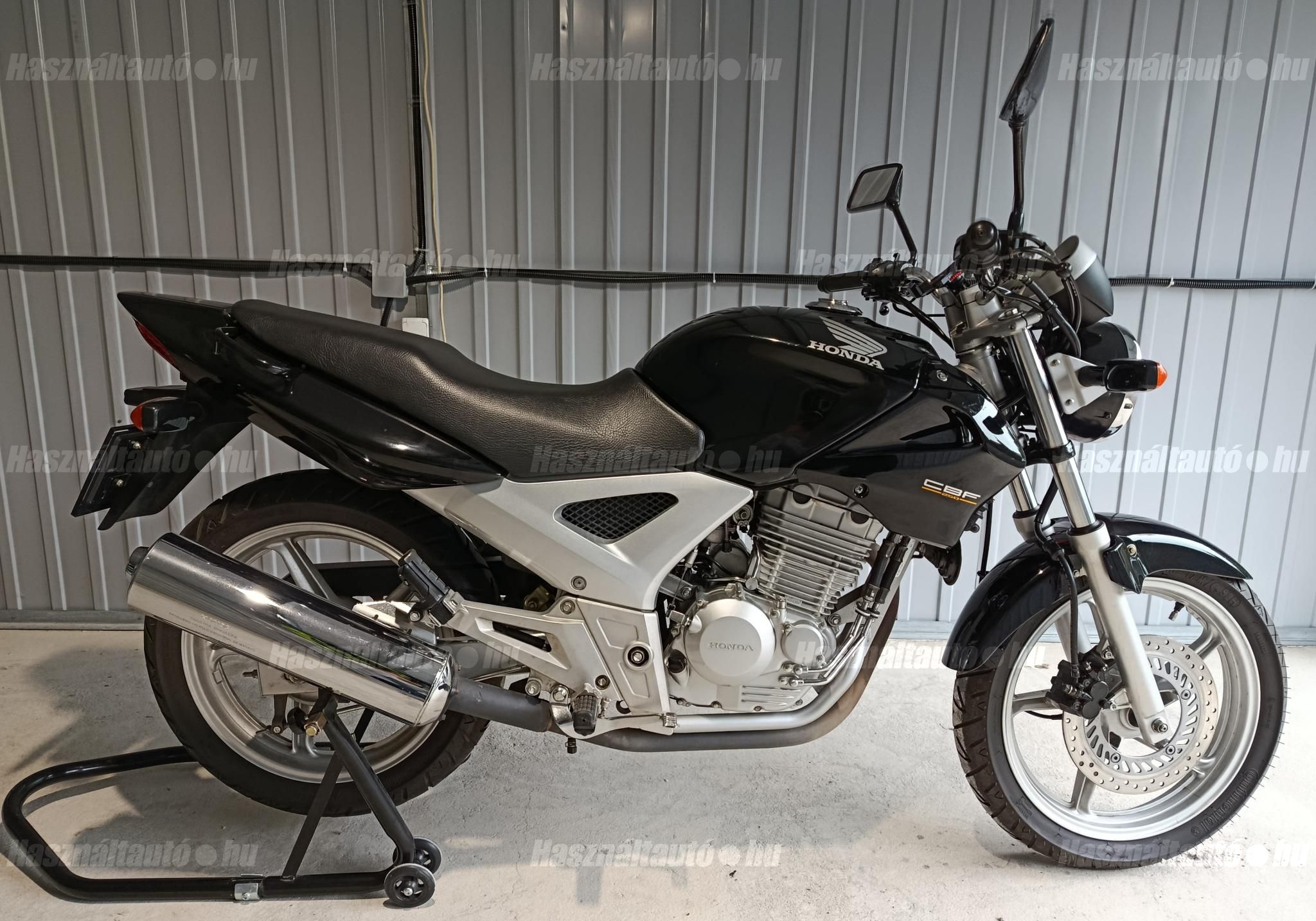 HONDA CBF 250 2005/8 - 1