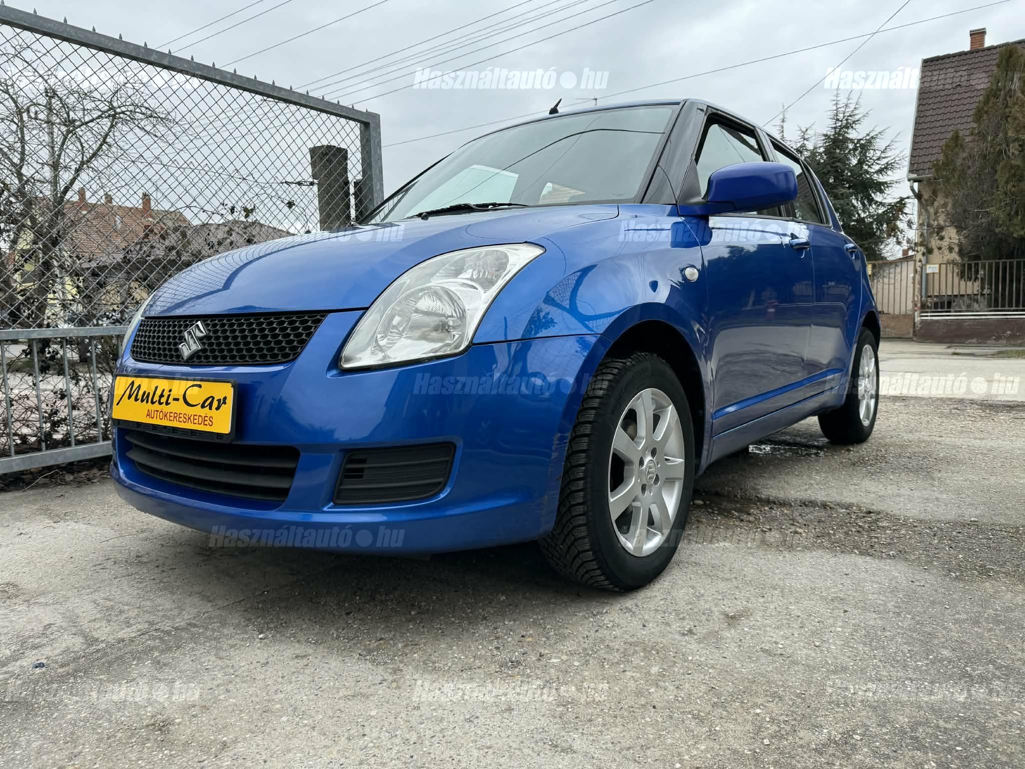 SUZUKI SWIFT 2009/9 - 1