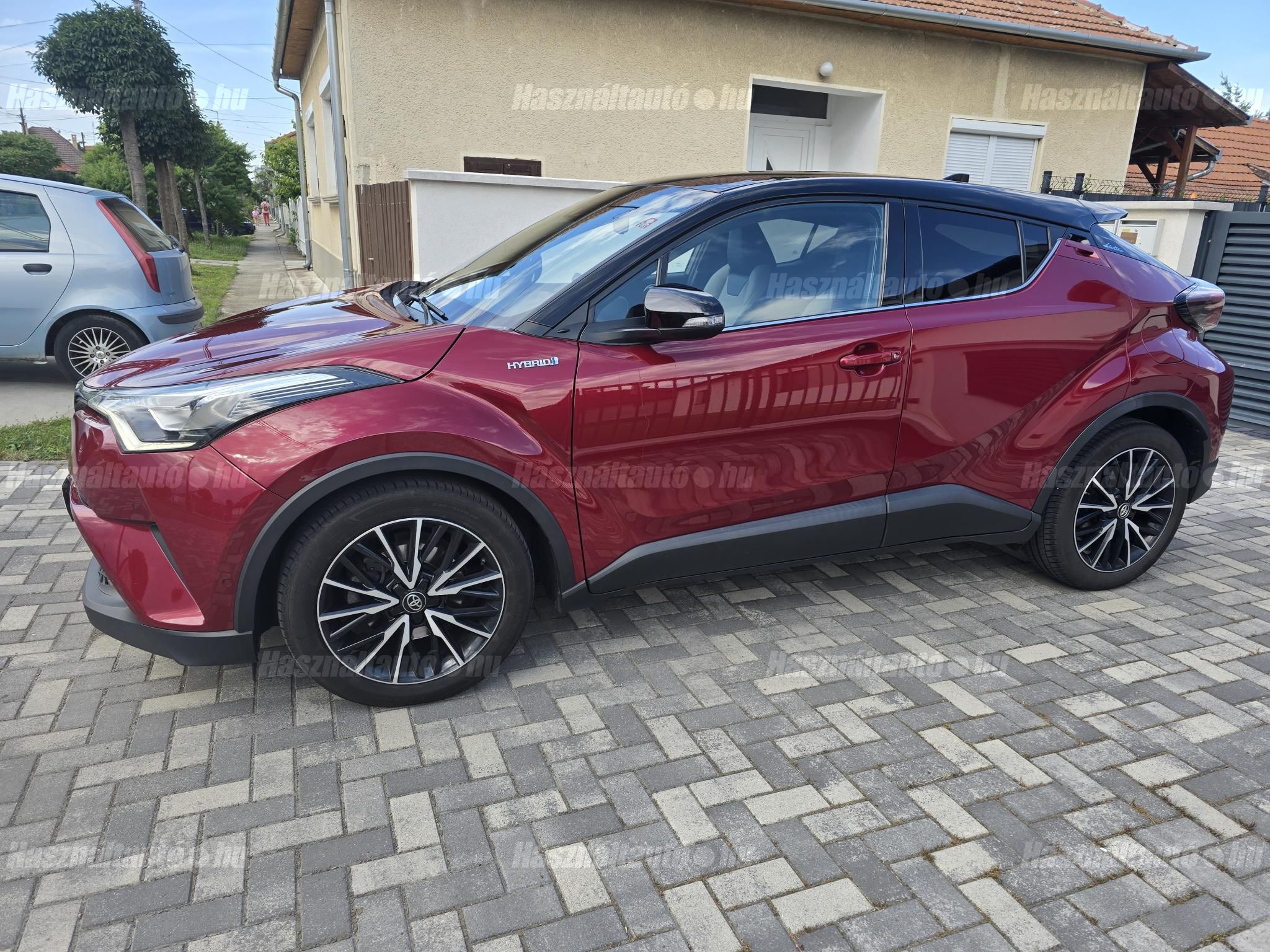 TOYOTA C-HR 2018/7 - 1