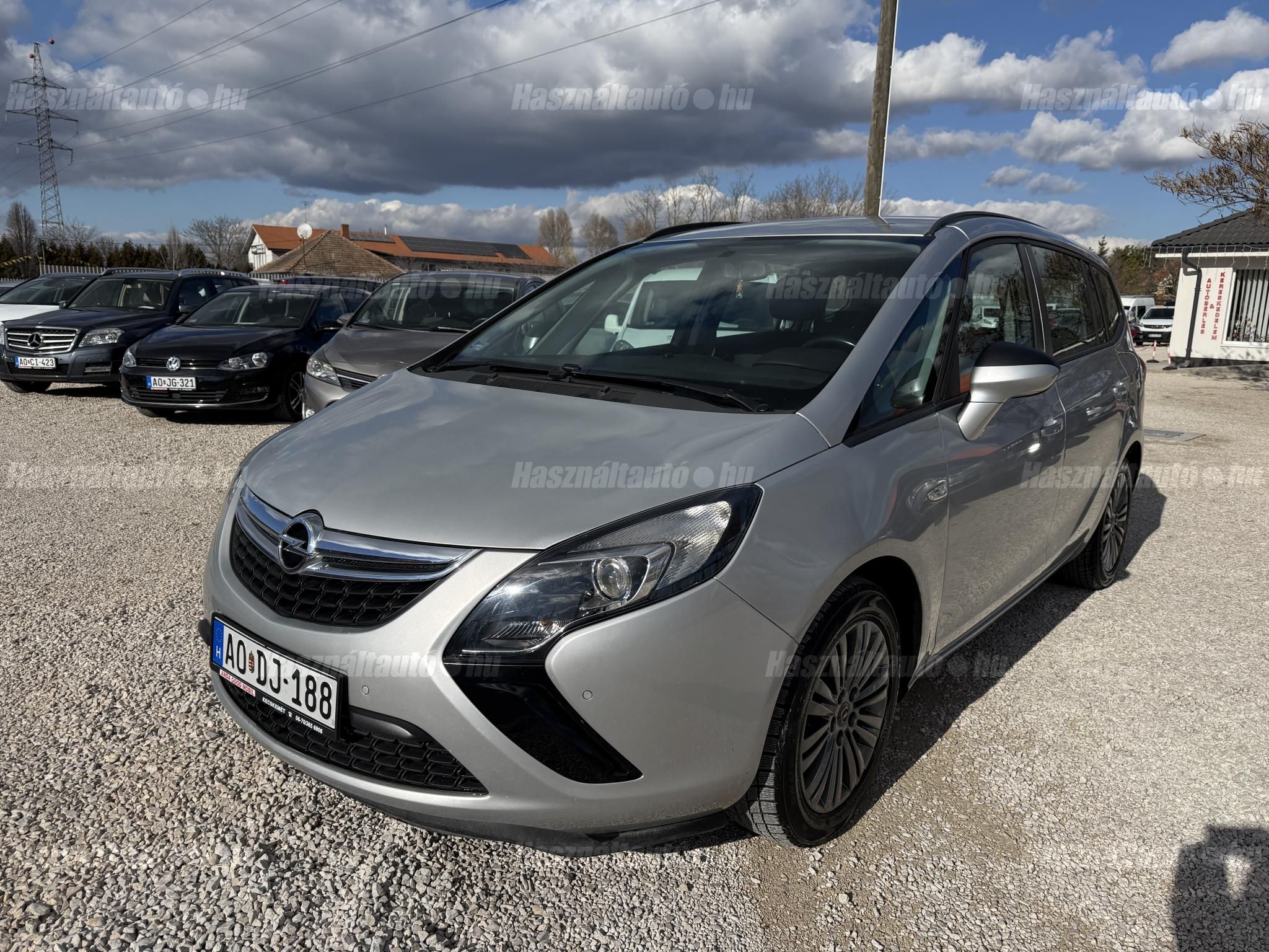 OPEL ZAFIRA TOURER 2014/10 - 1