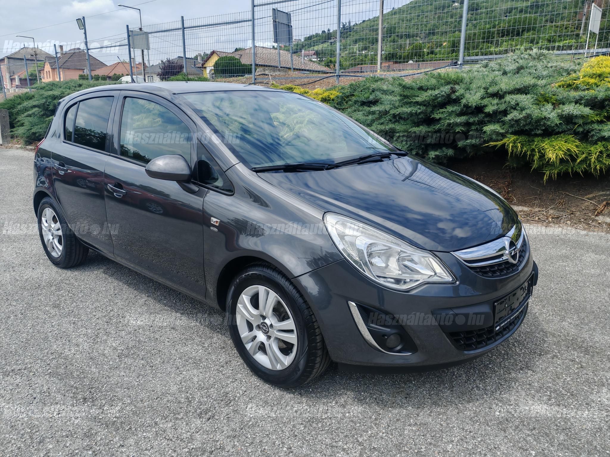 OPEL CORSA D 2011/12 - 1