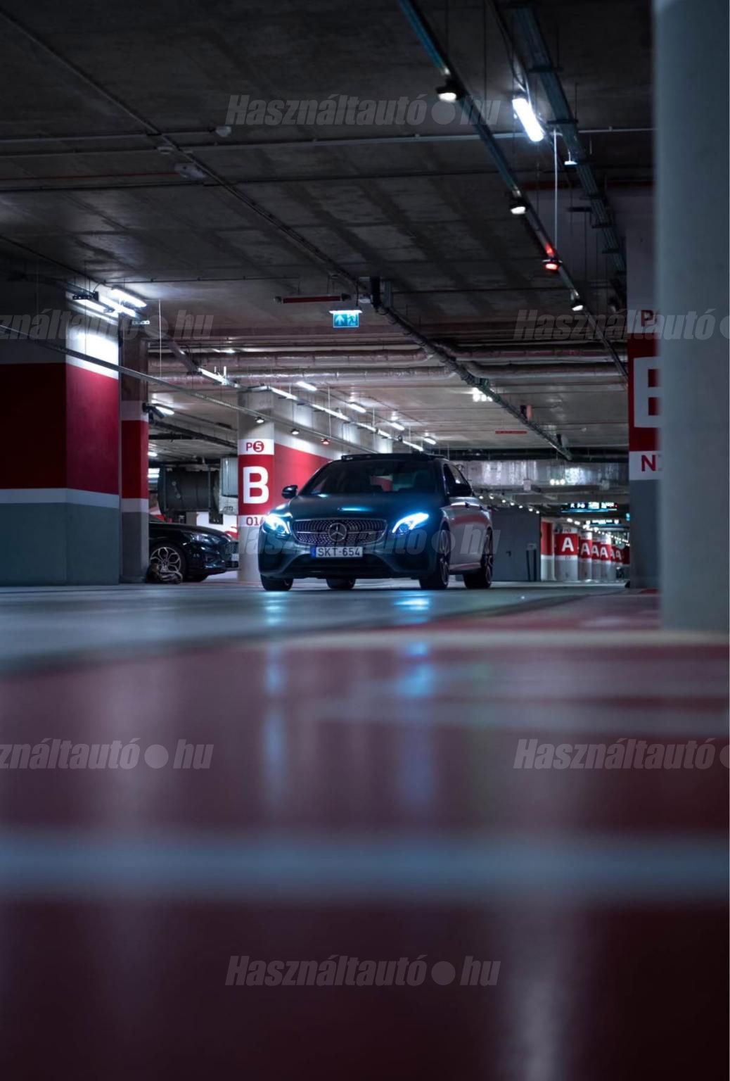 MERCEDES-AMG E 43 2018/6 - 1