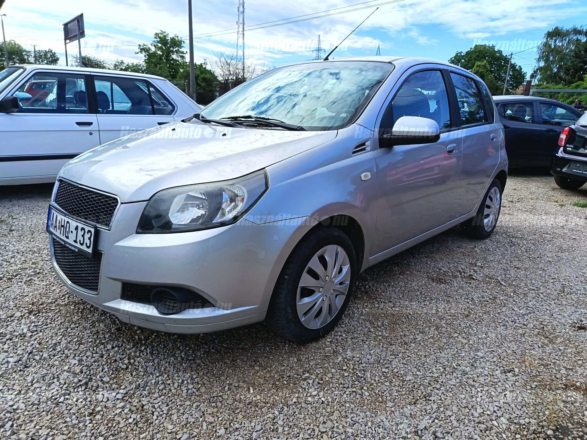 CHEVROLET AVEO 2010/8 - 1