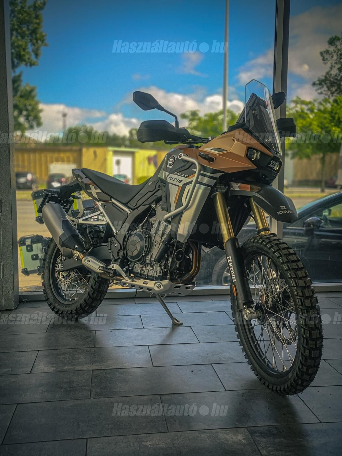 KOVE 800X 2026 - 1