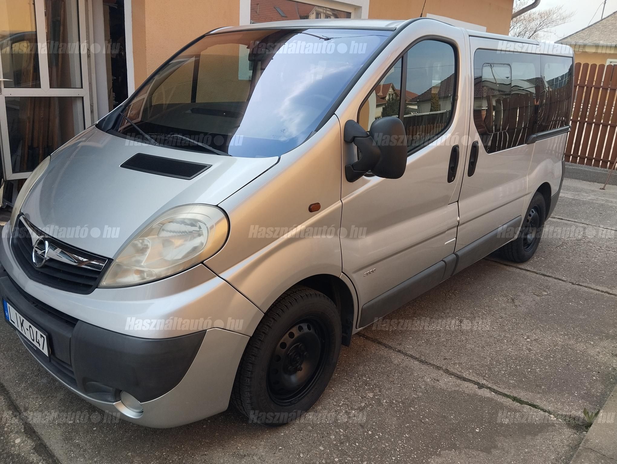 OPEL VIVARO 2006/10 - 1