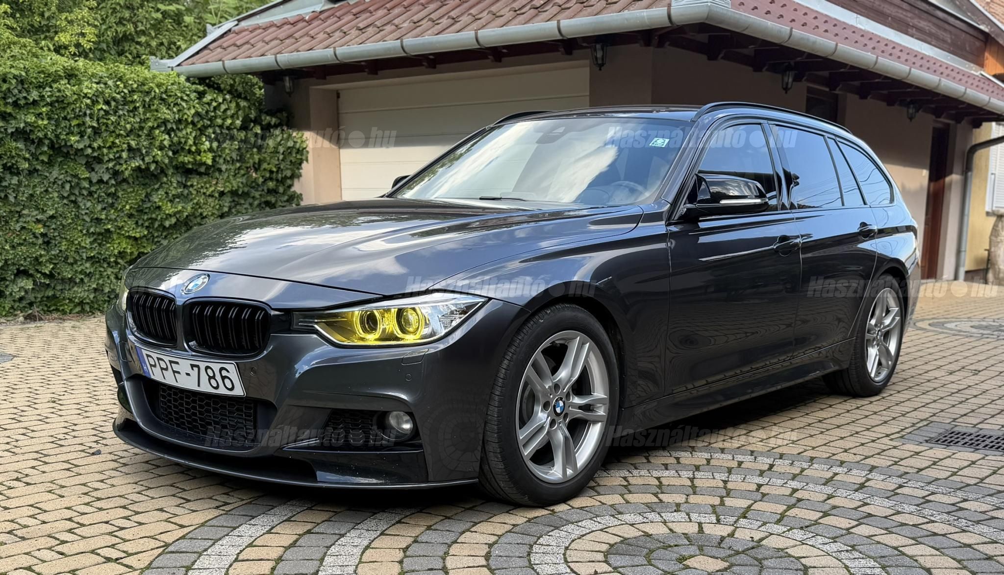 BMW 330 2013/4 - 1