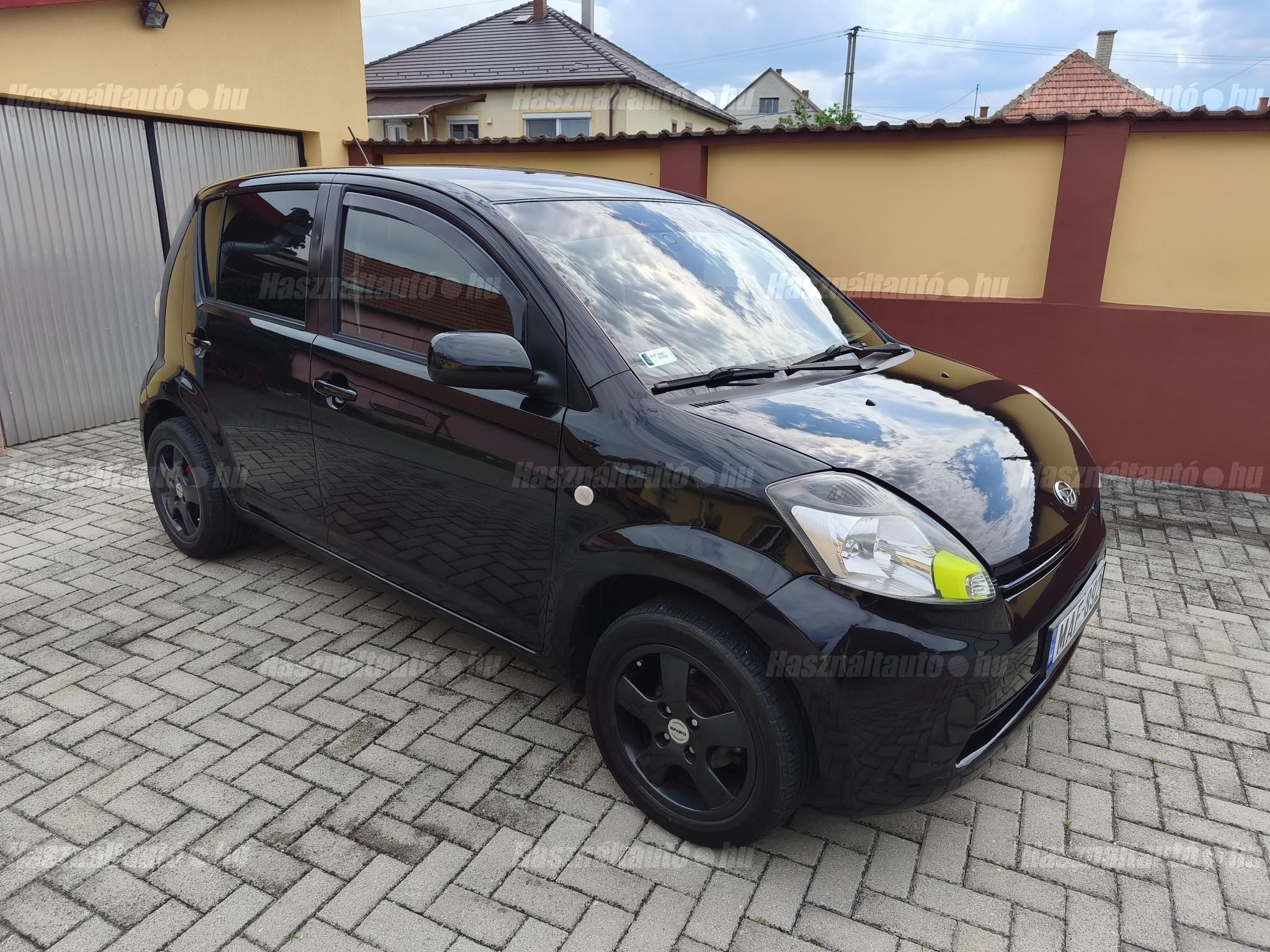 DAIHATSU SIRION 2005/3 - 1
