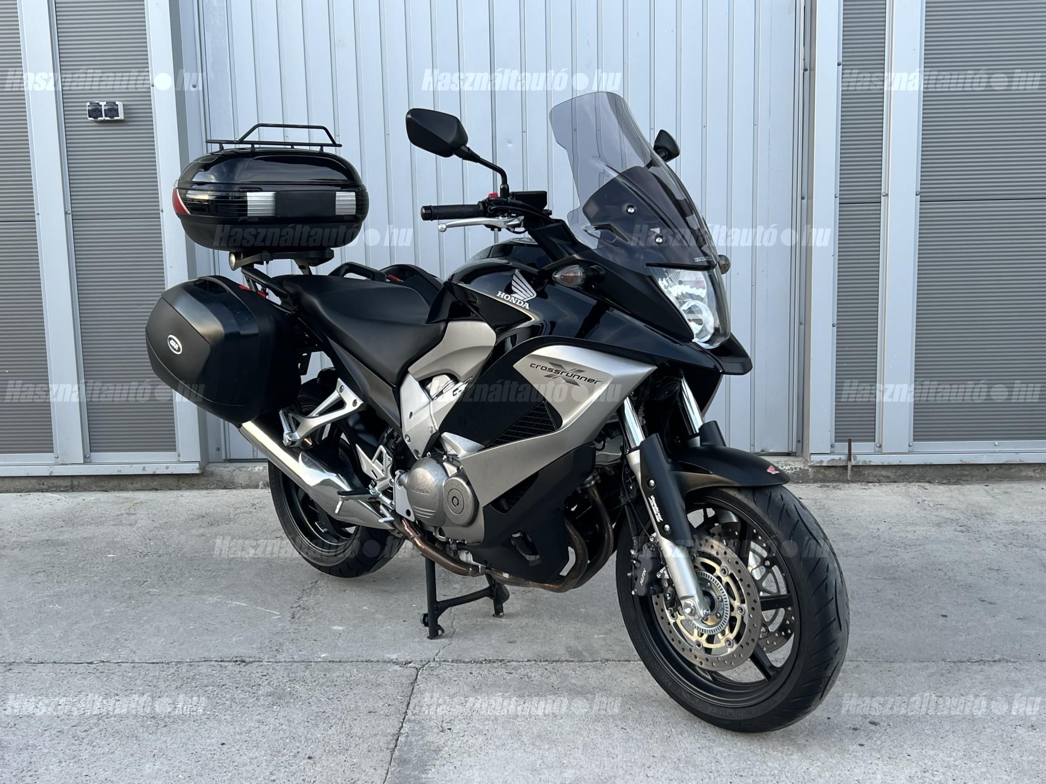 HONDA VFR 800 X 2012/3 - 1