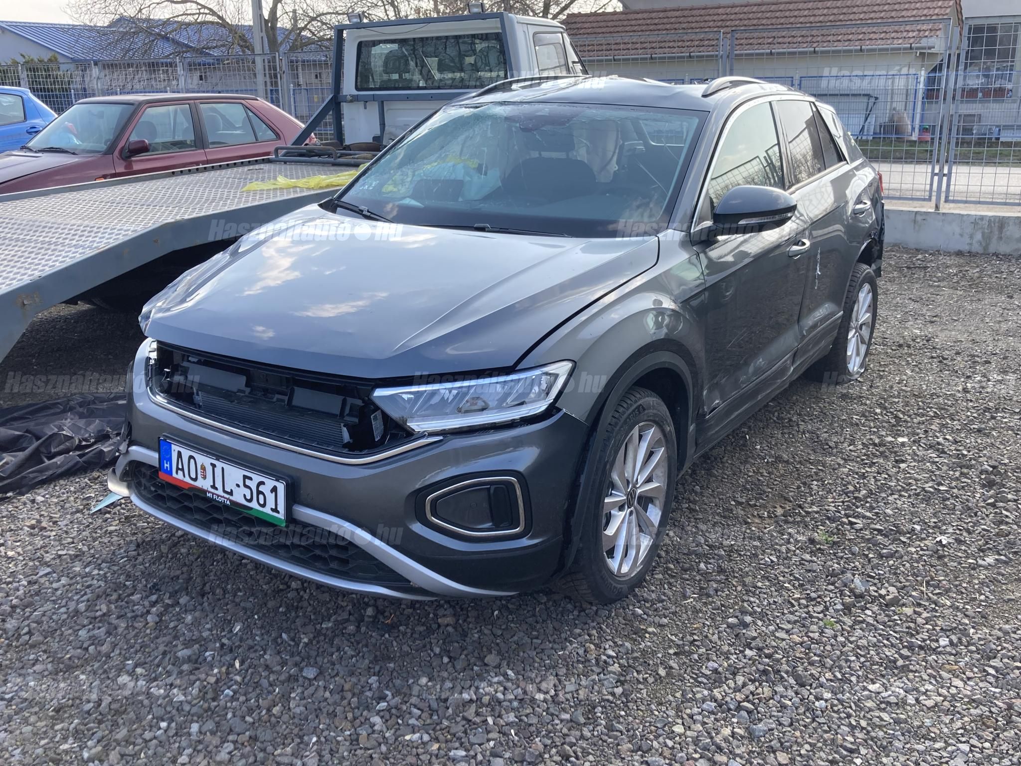VOLKSWAGEN T-ROC 2025 - 1